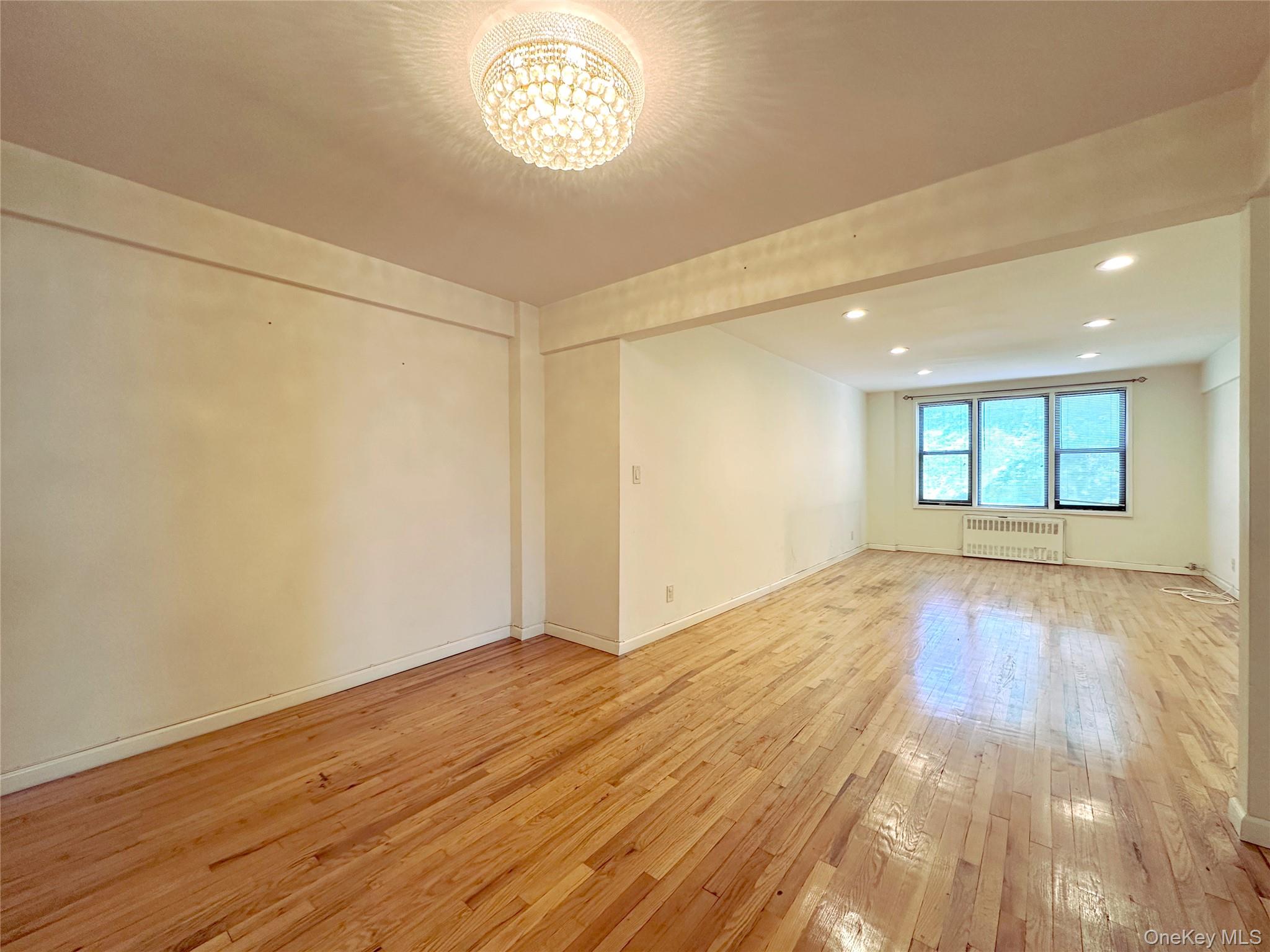 270 N Broadway 2hi Property Photo 24