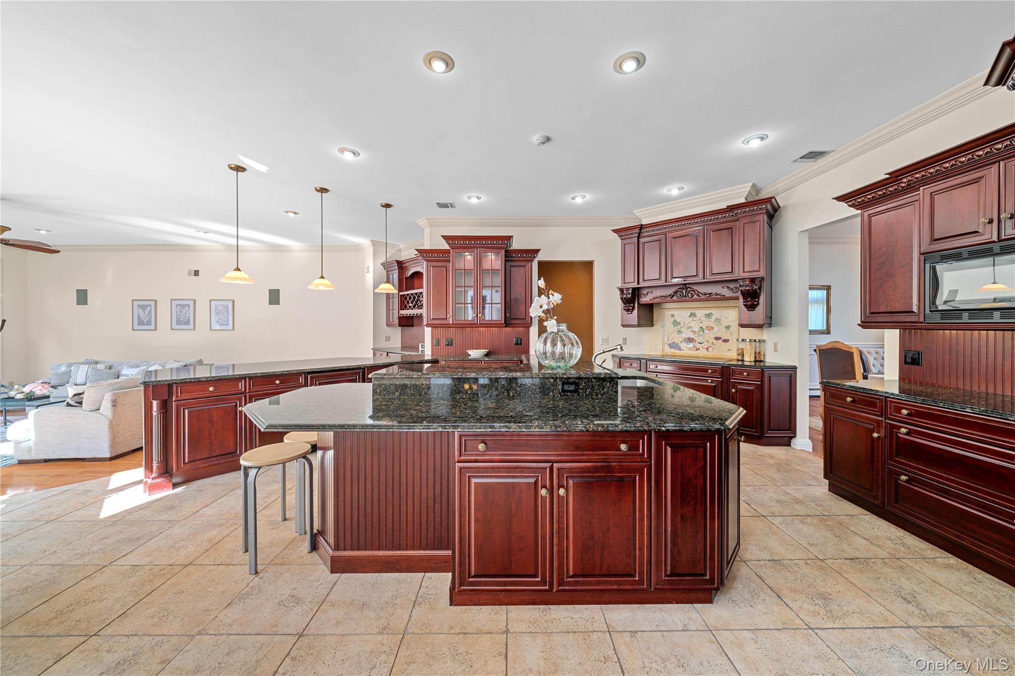 8 China Lane Property Photo 13