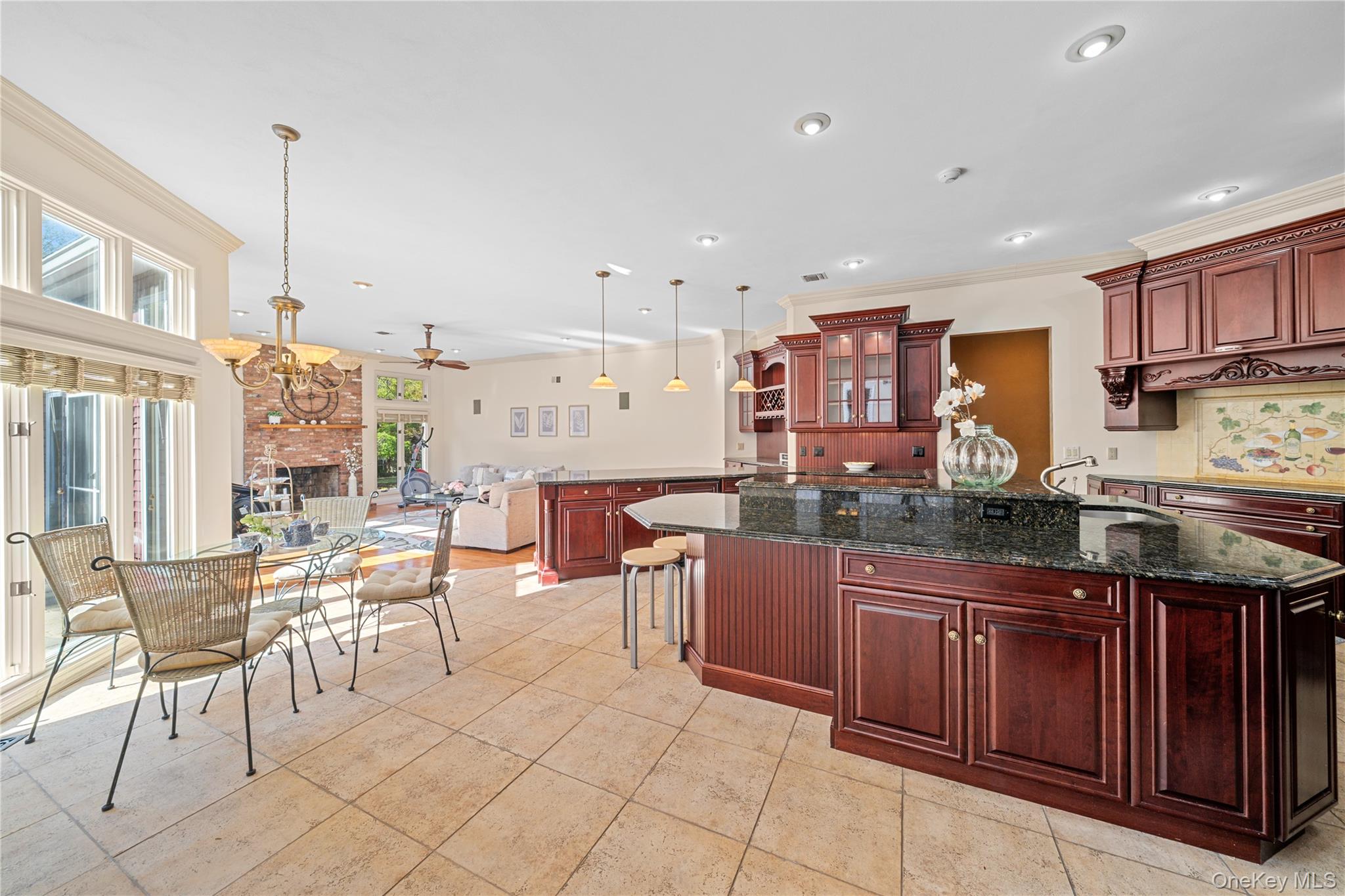 8 China Lane Property Photo 14