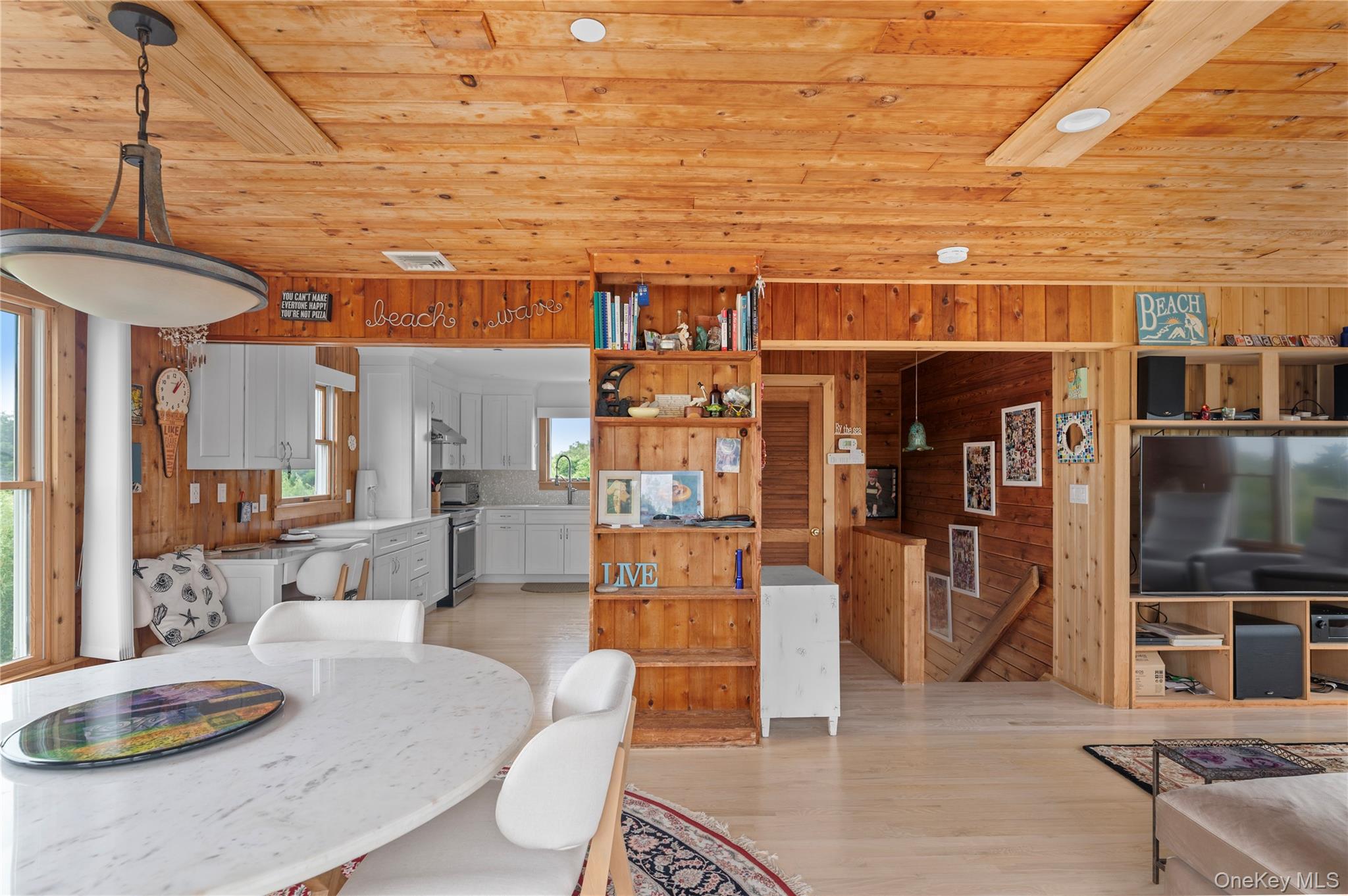 33 Schooner Property Photo 5
