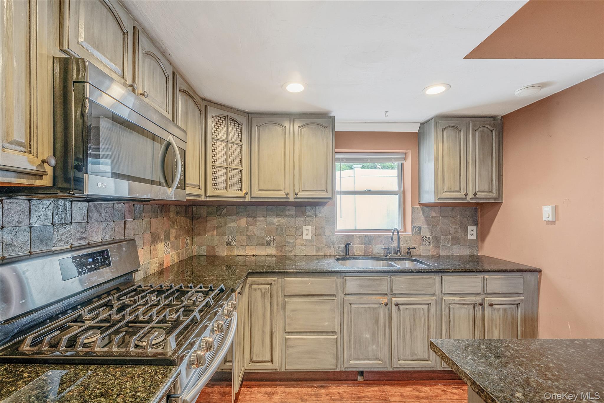 93 Maple Road Property Photo 10