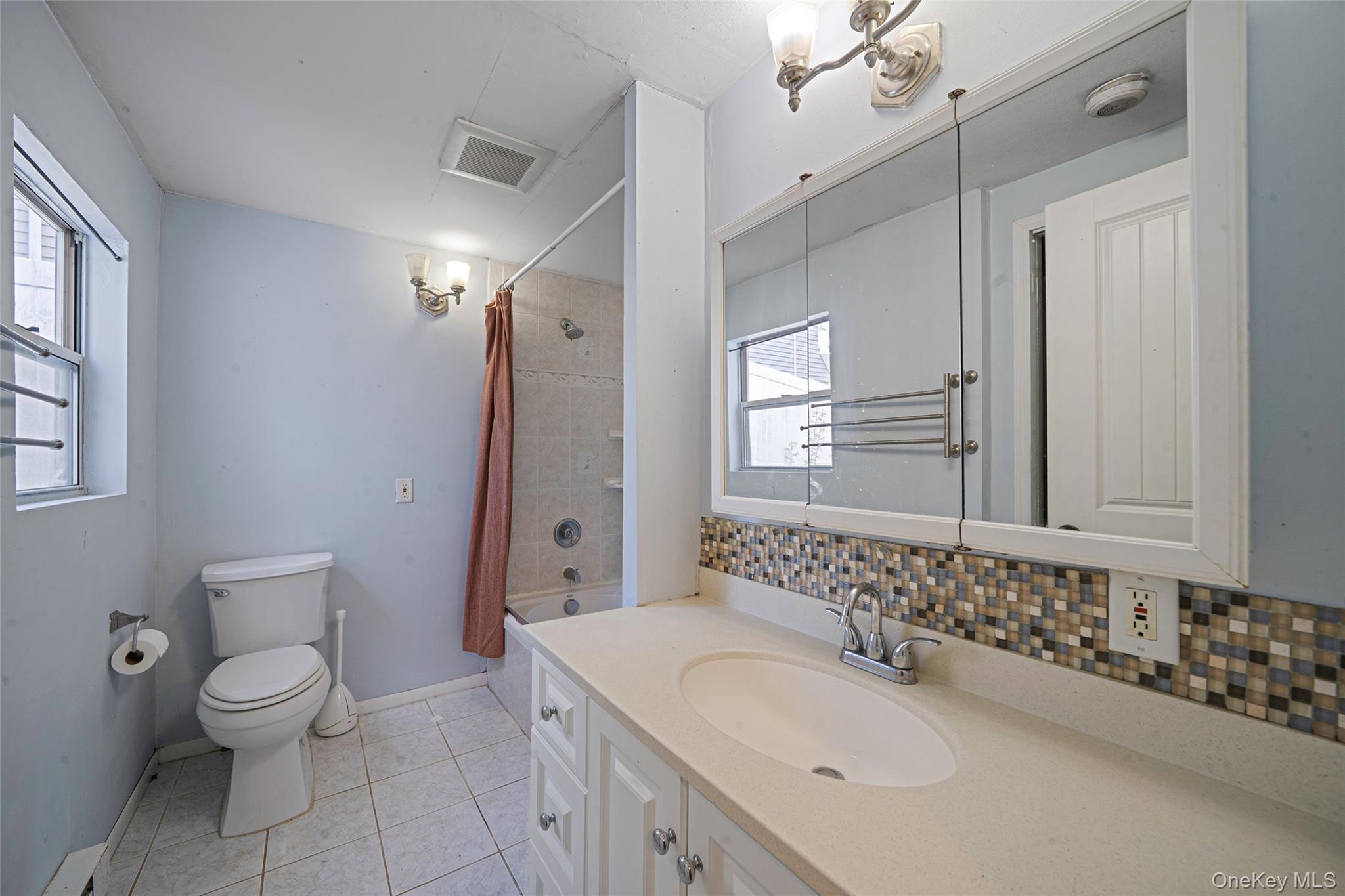 93 Maple Road Property Photo 18