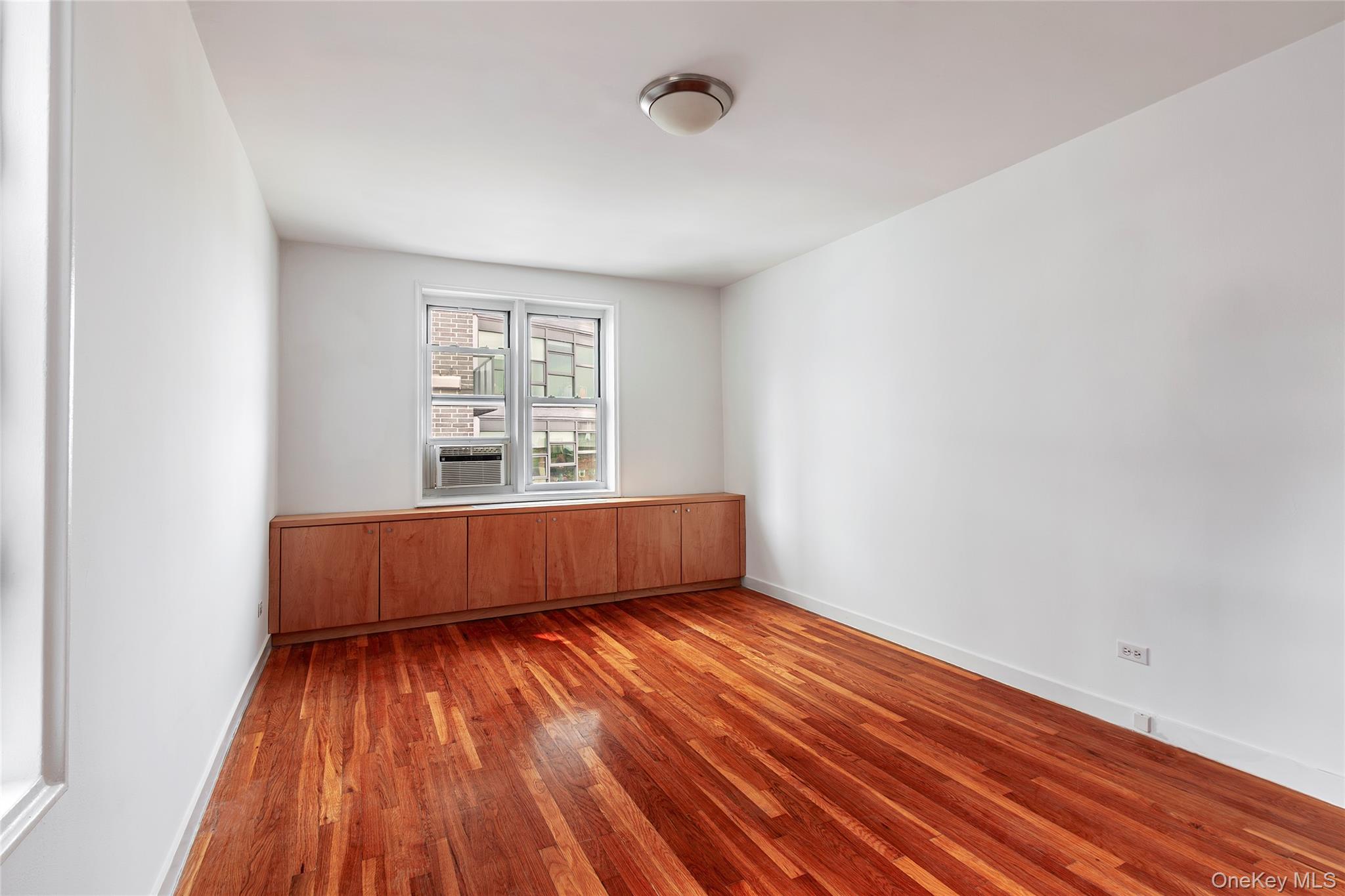 525 W 236th Street 6a Property Photo 7