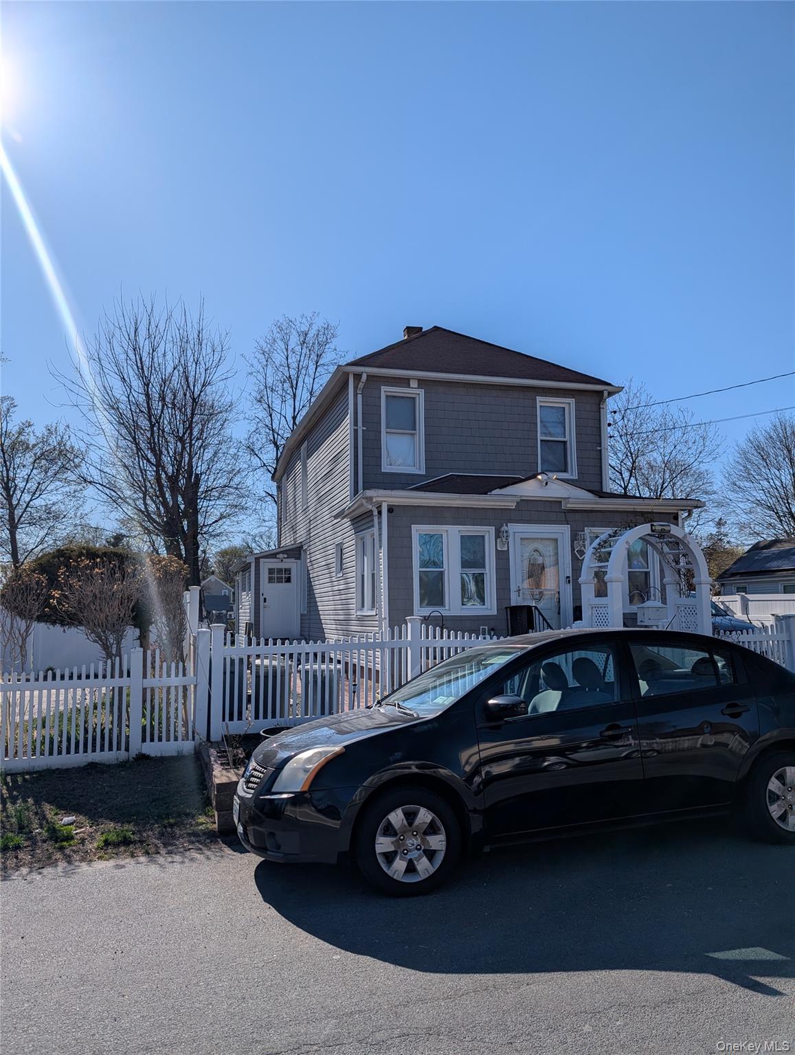 42 3rd Avenue Property Photo 2