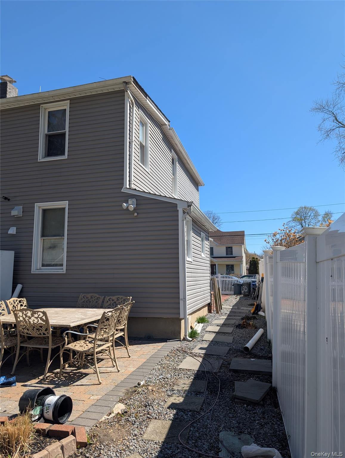 42 3rd Avenue Property Photo 8