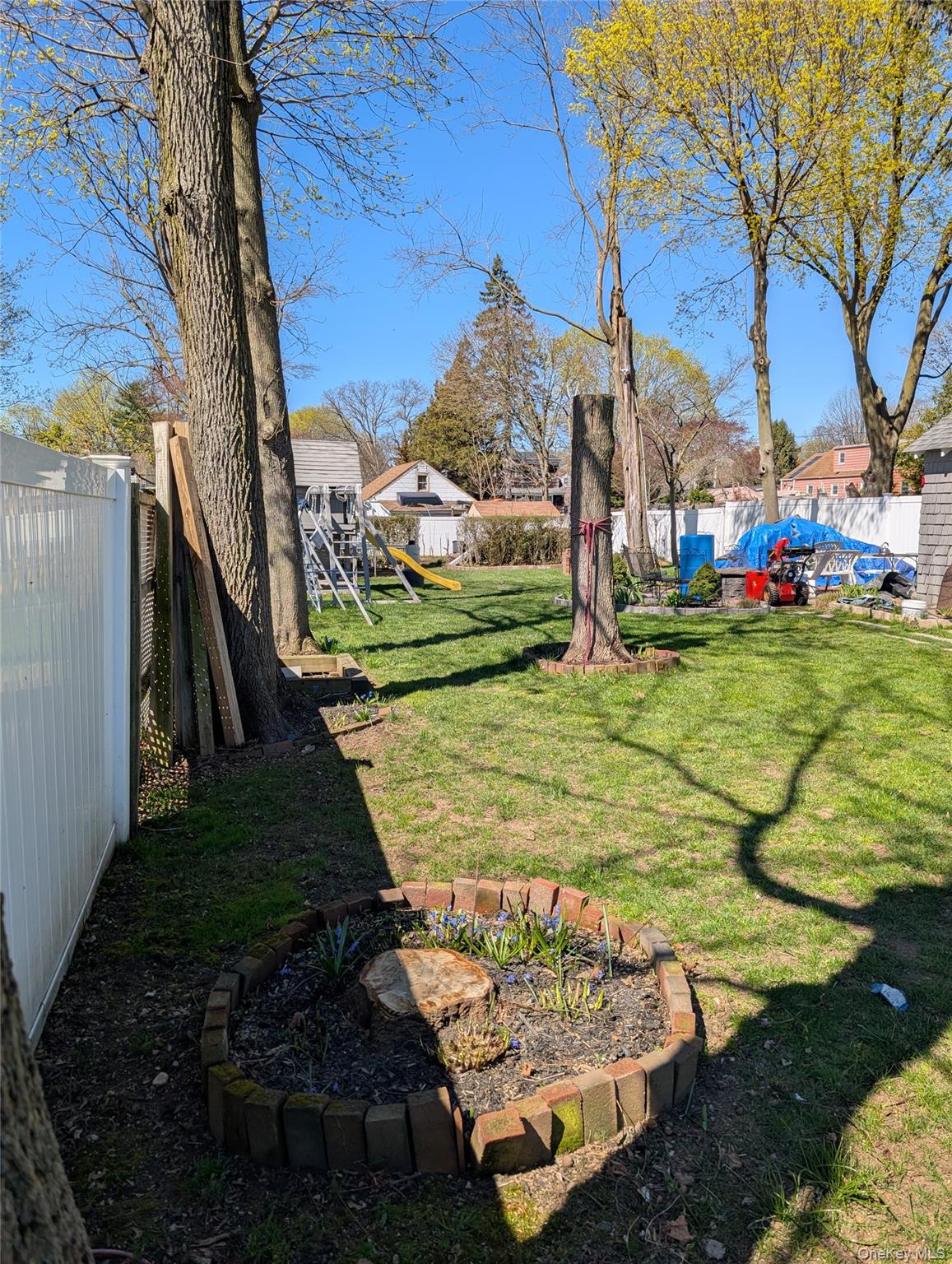 42 3rd Avenue Property Photo 11