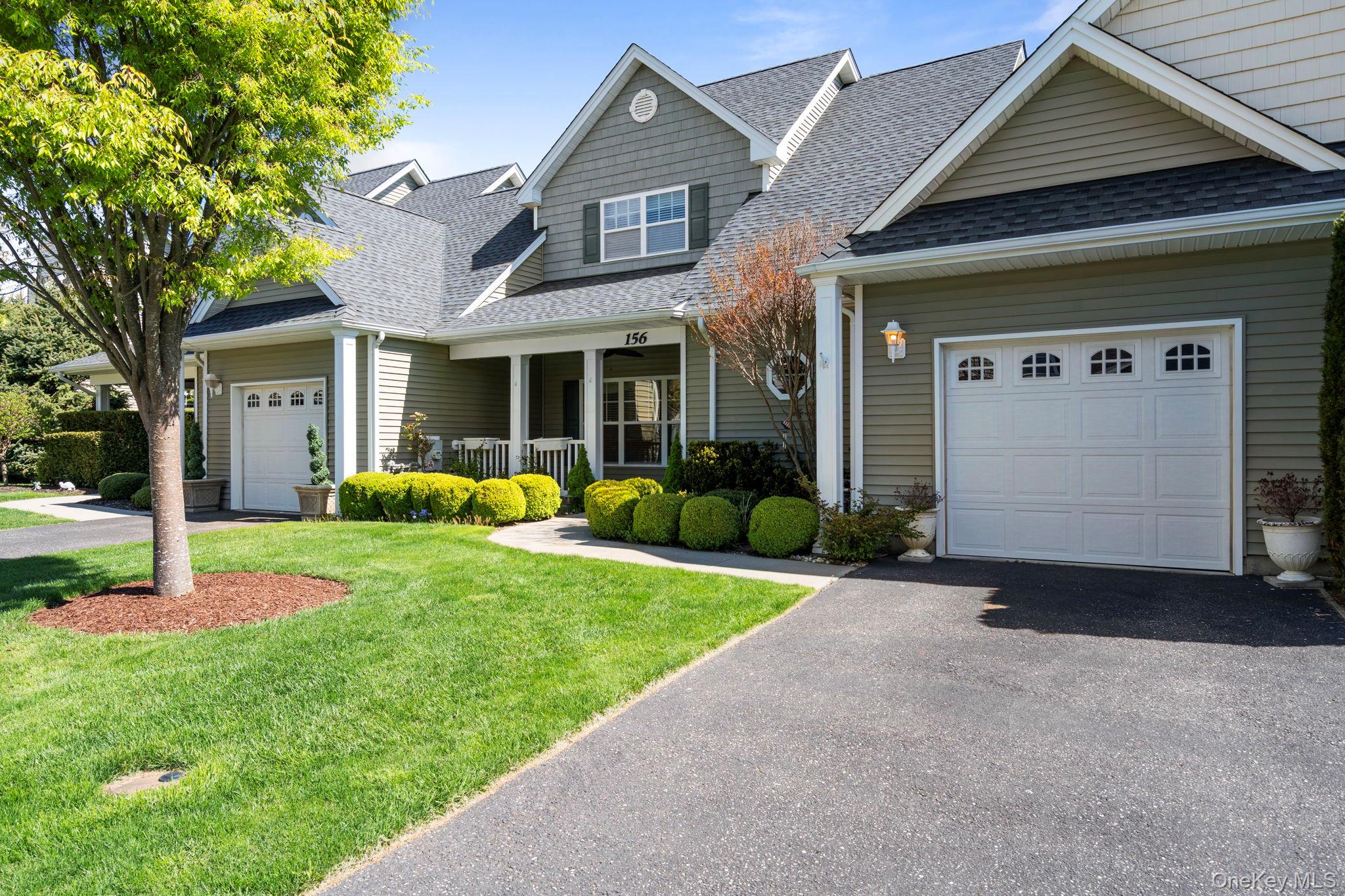 156 Stoneleigh Drive Property Photo 1
