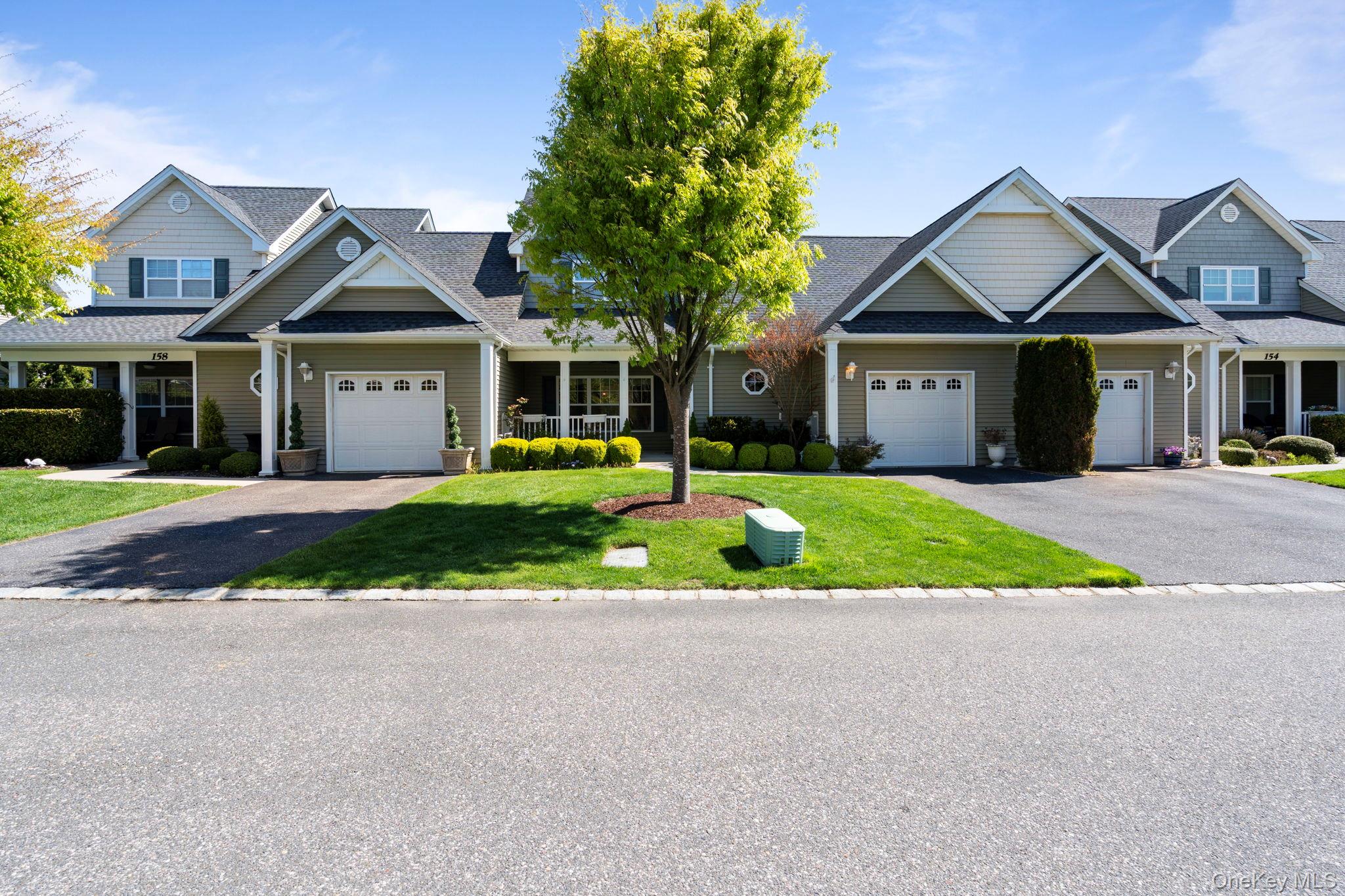 156 Stoneleigh Drive Property Photo 3