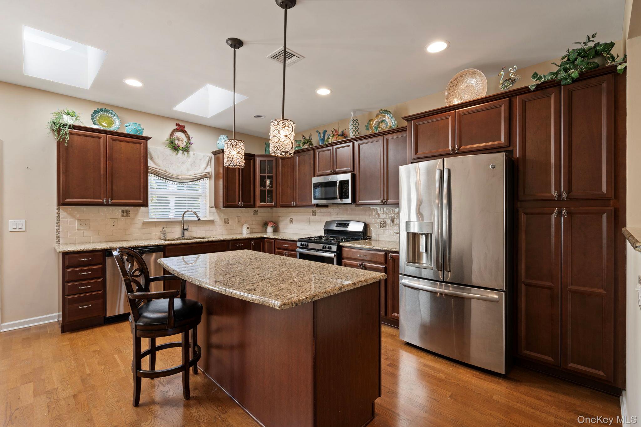 156 Stoneleigh Drive Property Photo 12