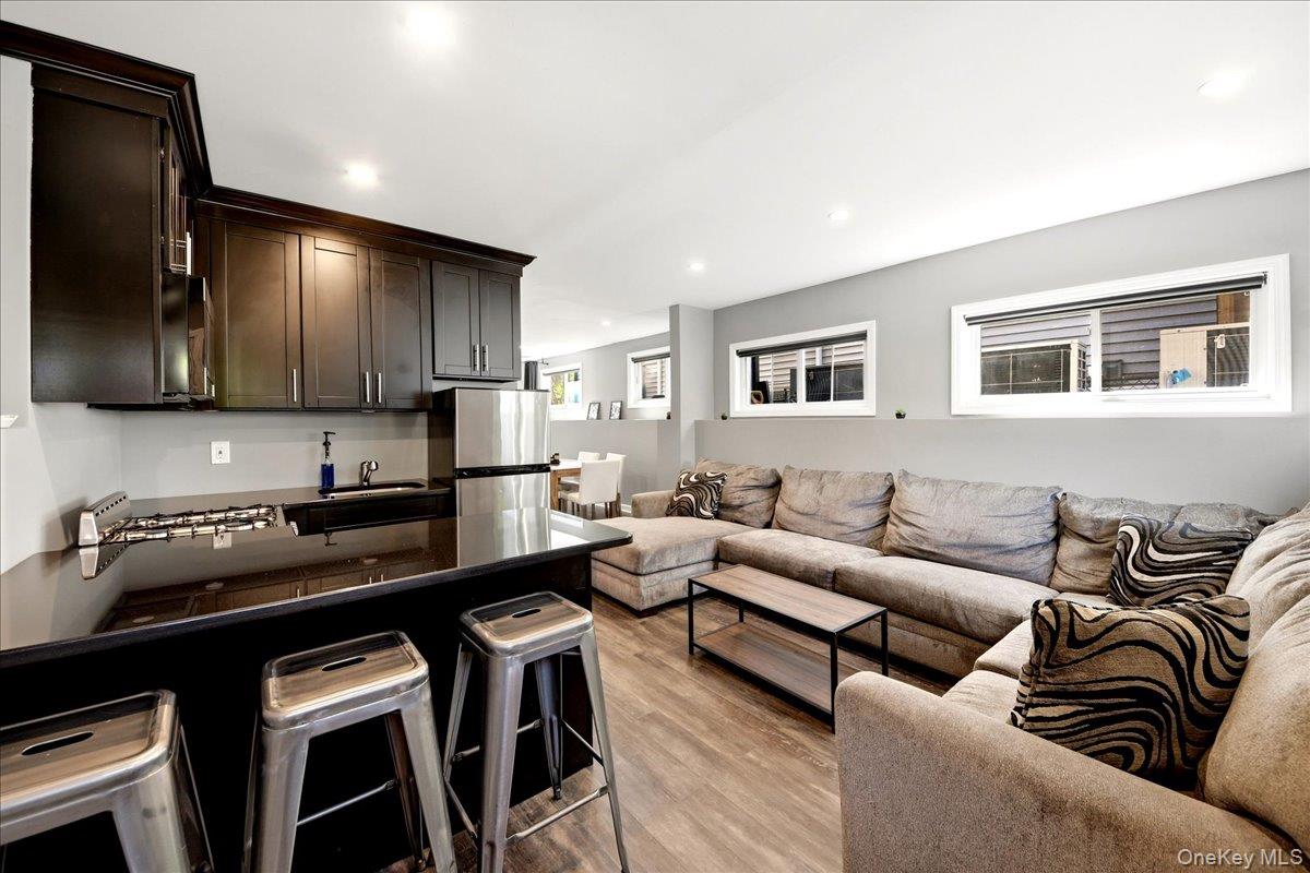 93 Fordham Street Property Photo 34