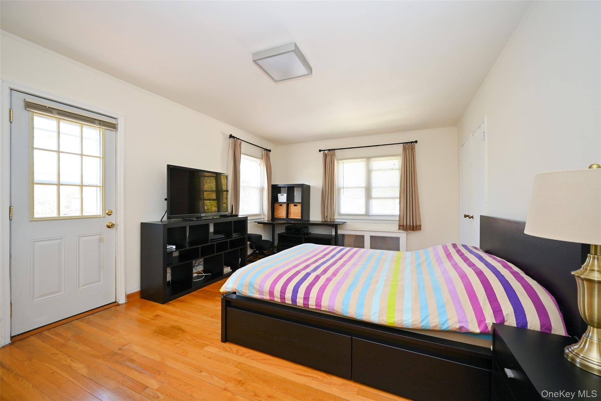 223-14 Kingsbury Avenue Property Photo 14