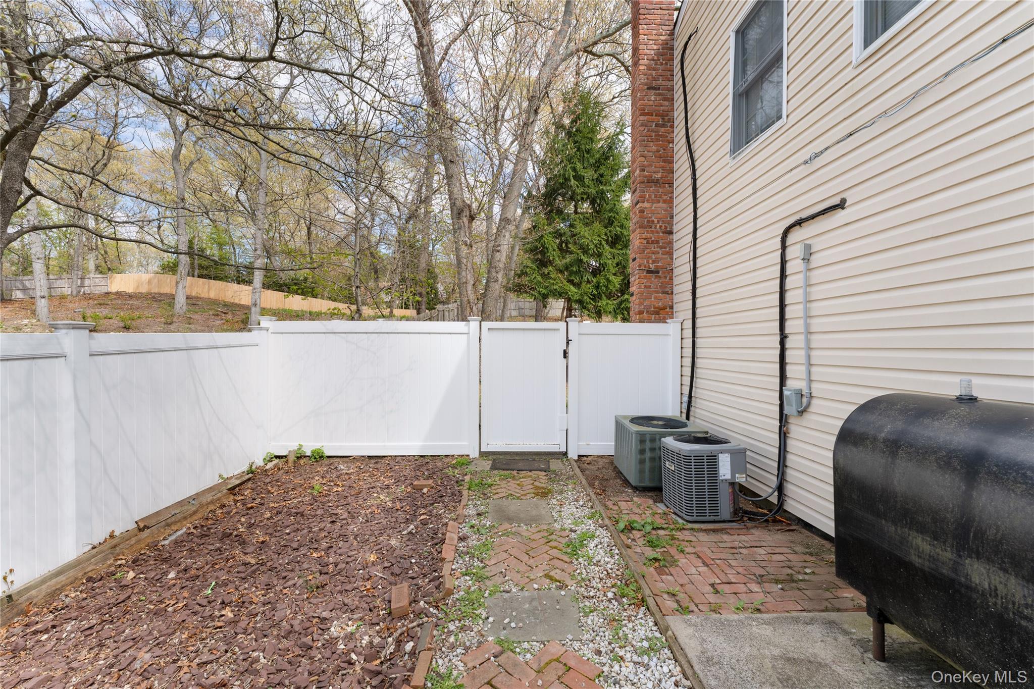591 Meadow Road Property Photo 6