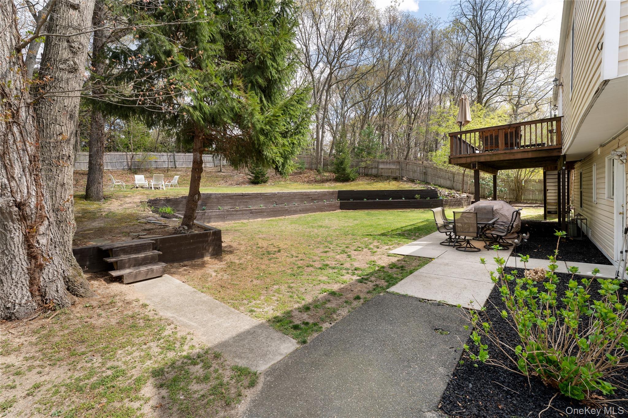 591 Meadow Road Property Photo 7