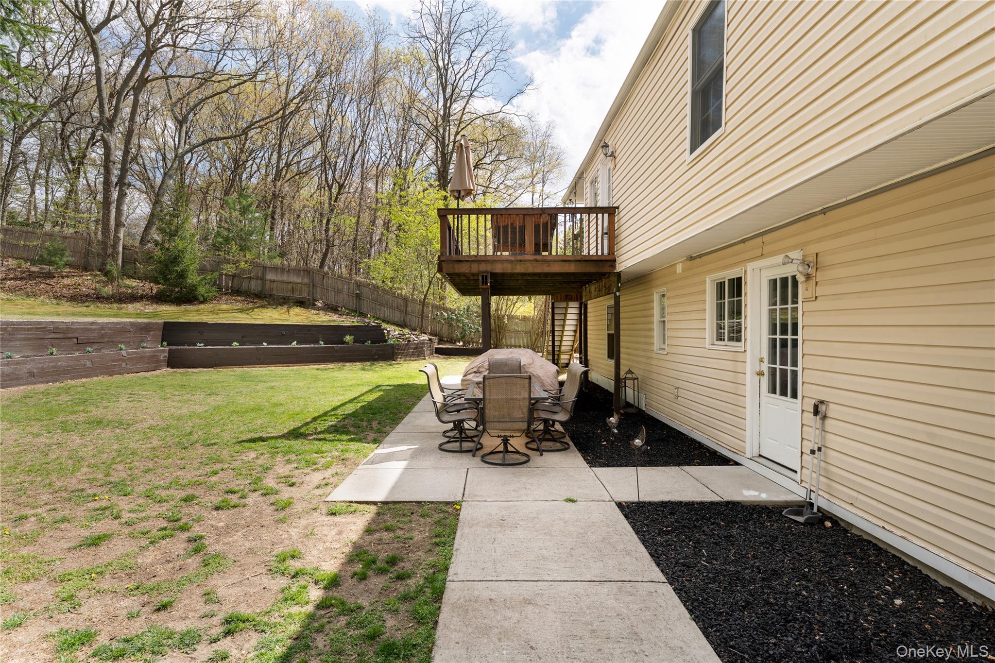 591 Meadow Road Property Photo 8