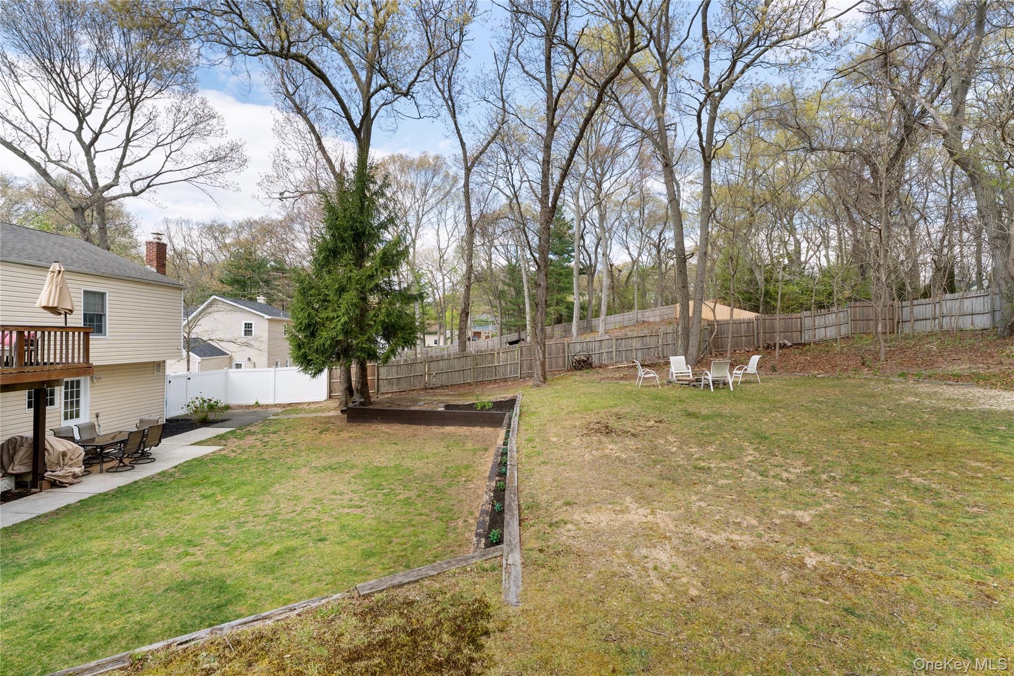 591 Meadow Road Property Photo 15