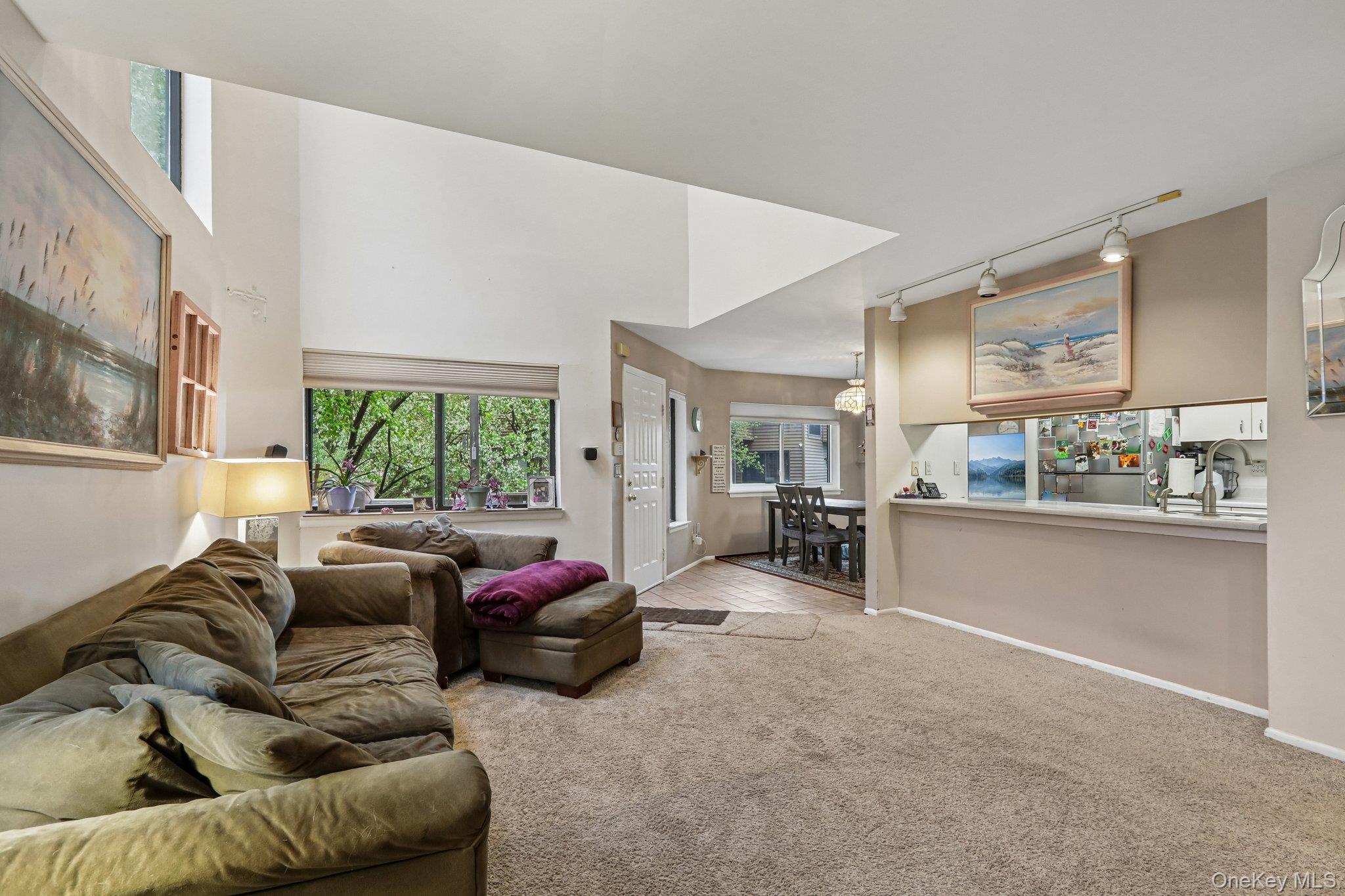 28 Tulip Court 28 In Bldg #3 Property Photo 15