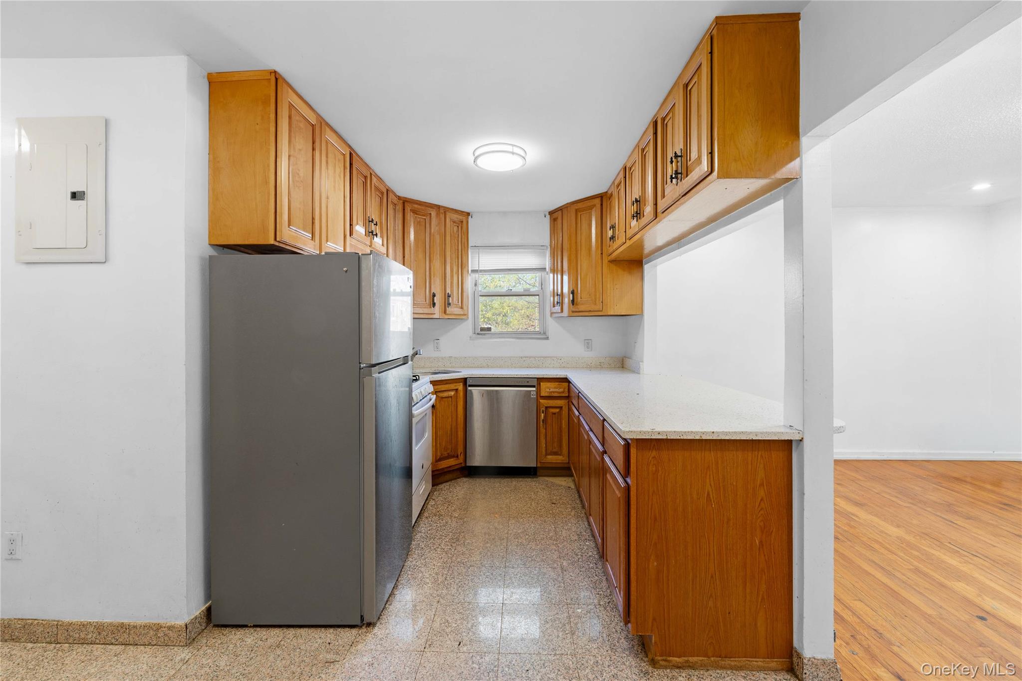 2535 Bayside Lane Property Photo 5