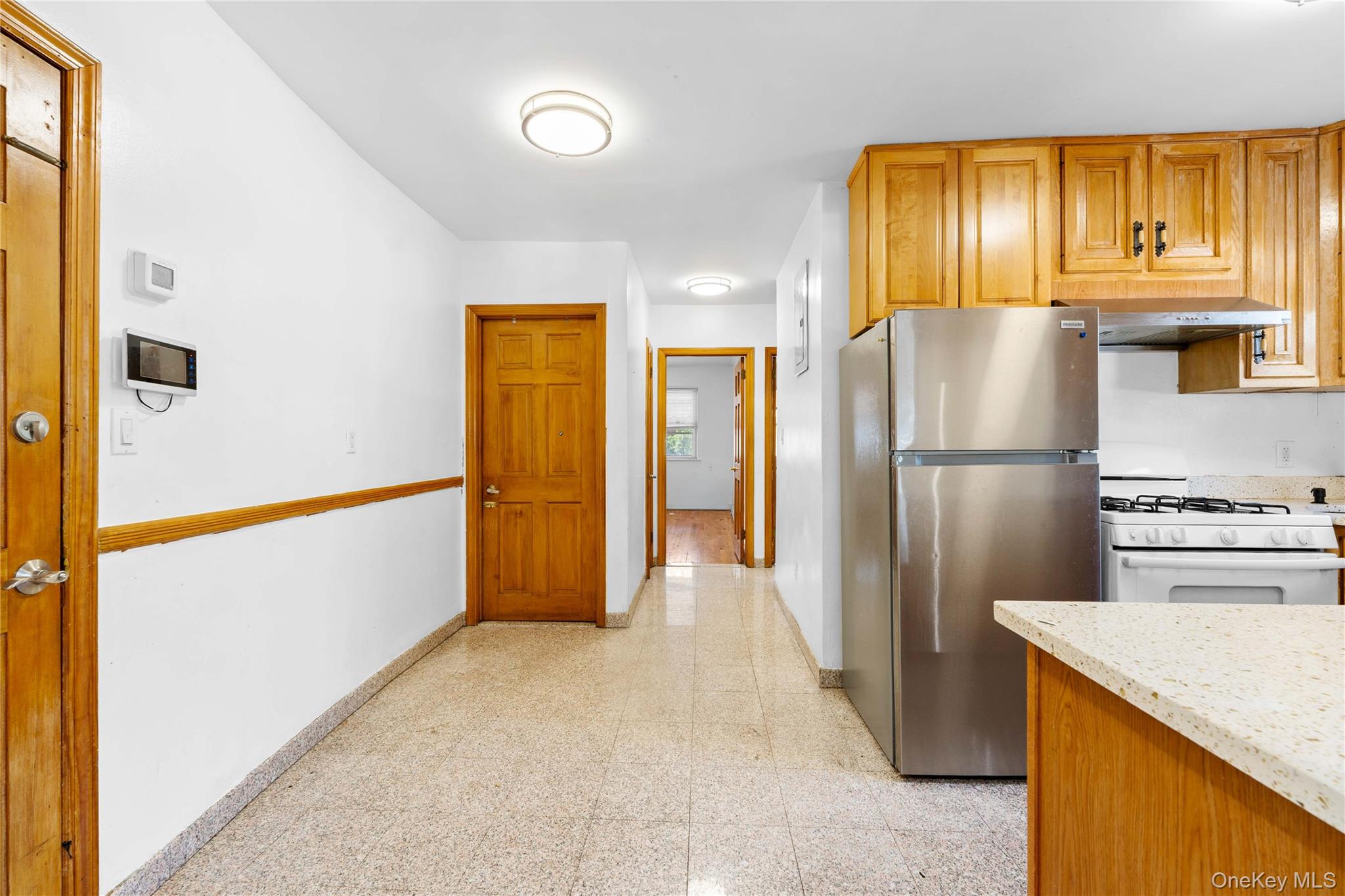 2535 Bayside Lane Property Photo 7