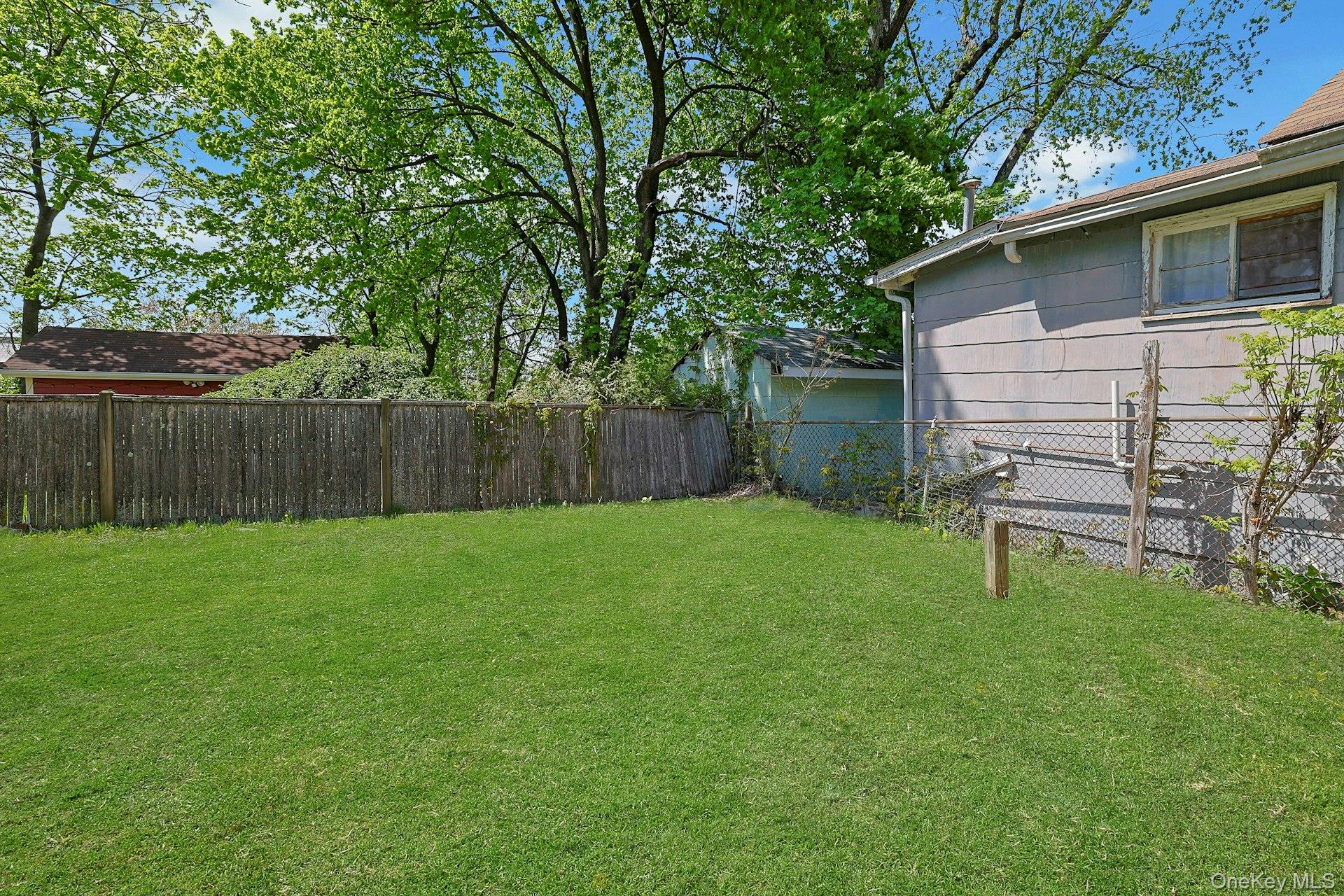 6 Willow Avenue Property Photo 20