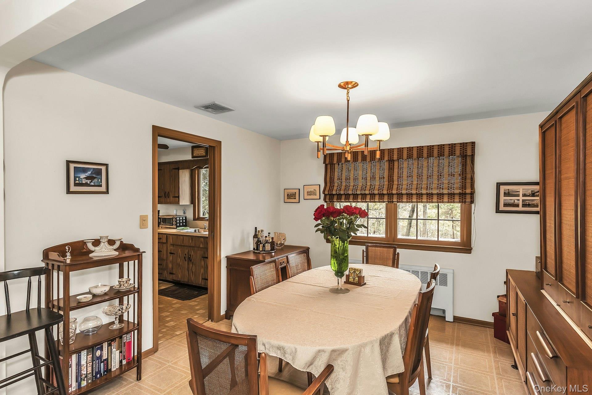16 Buckingham Drive Property Photo 8