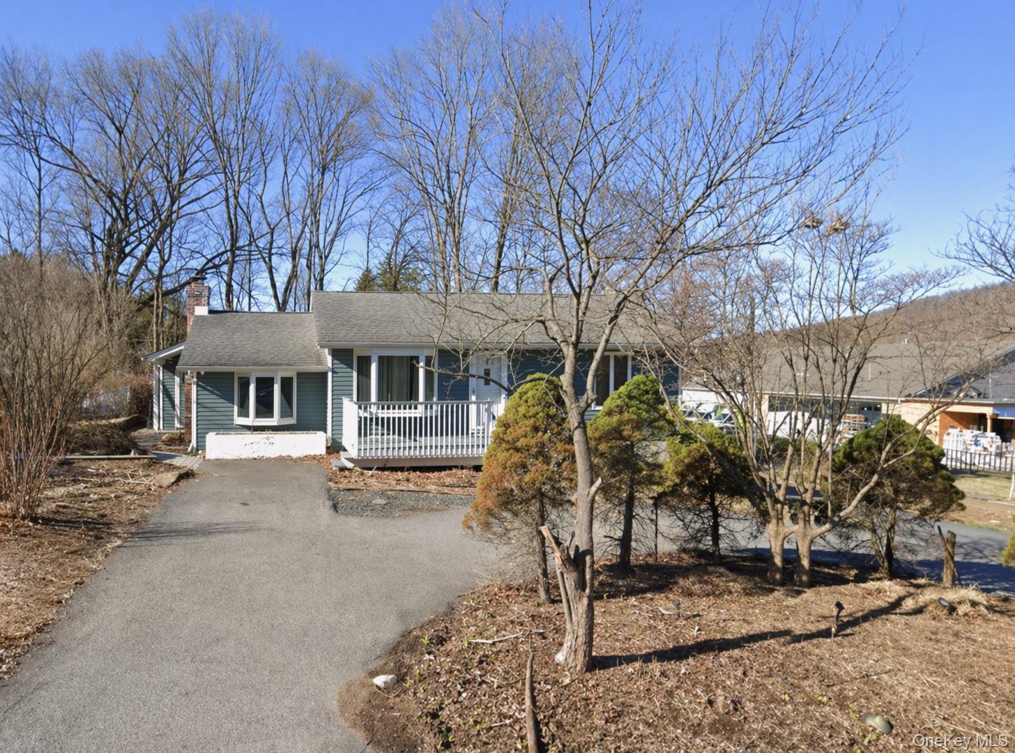 6 Merriewold Lane Property Photo 1