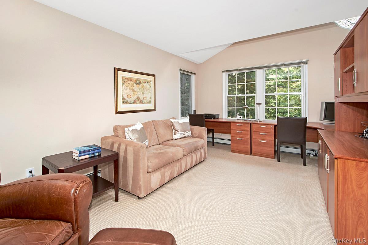 121 Washburn Road Property Photo 24