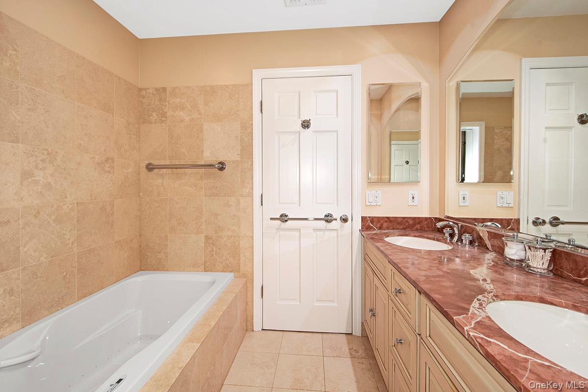 121 Washburn Road Property Photo 28