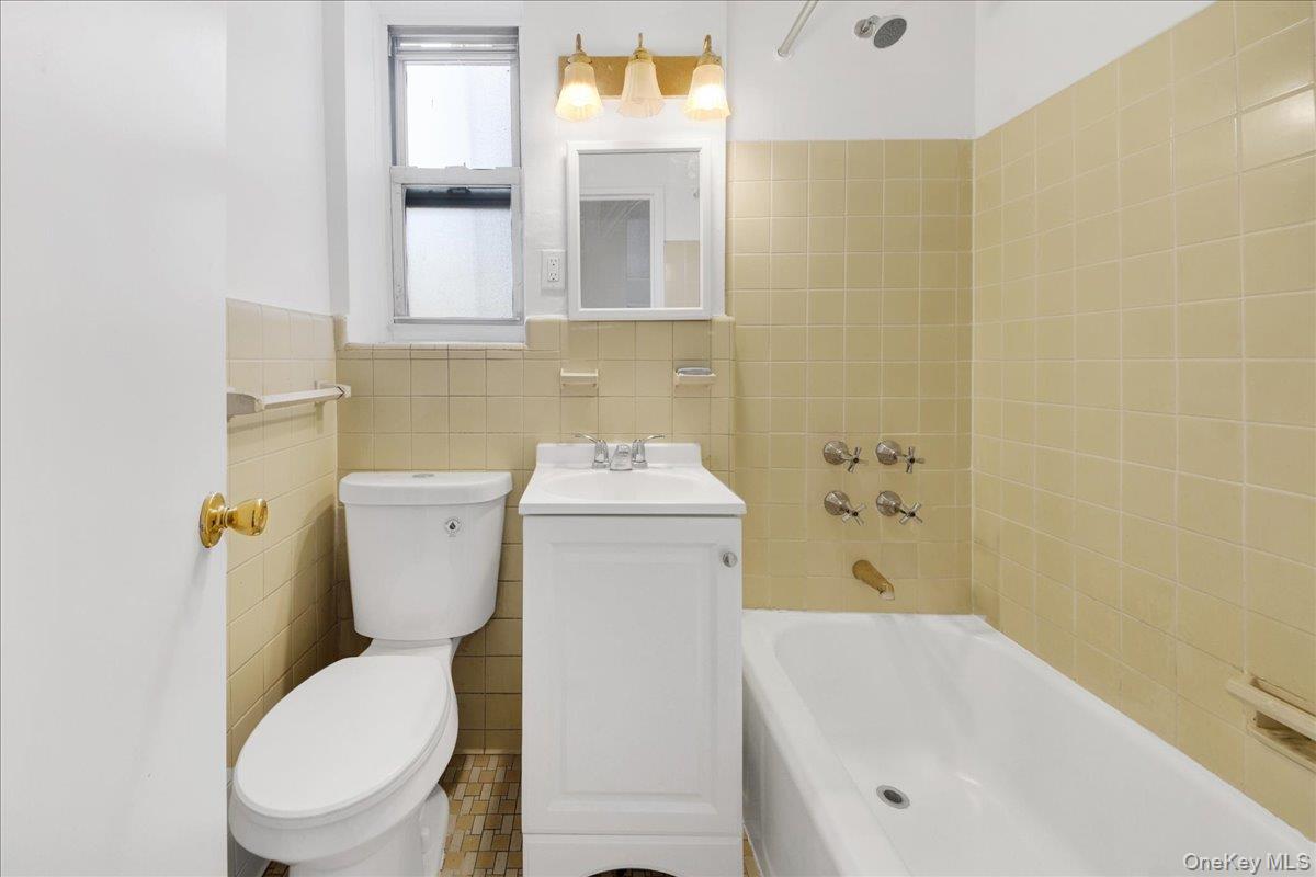 2600 Henry Hudson Parkway 5d Property Photo 18