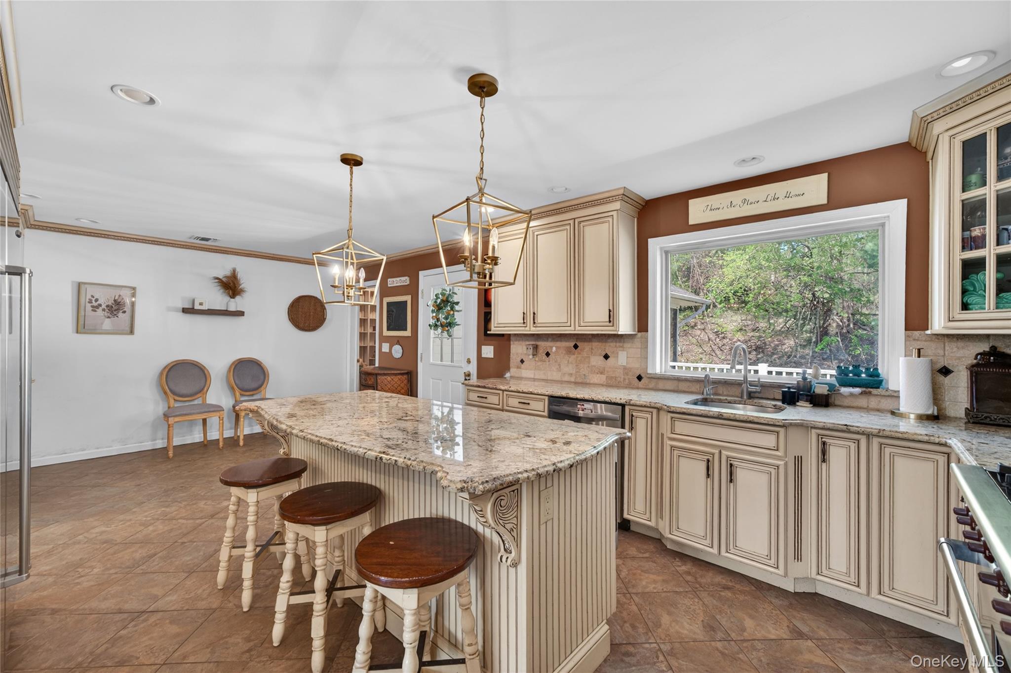 27 High Hill Avenue Property Photo 8