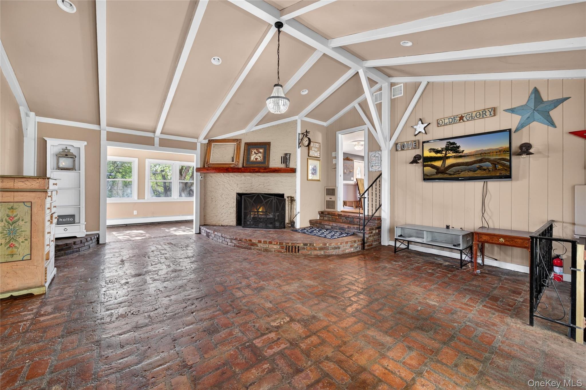 27 High Hill Avenue Property Photo 11