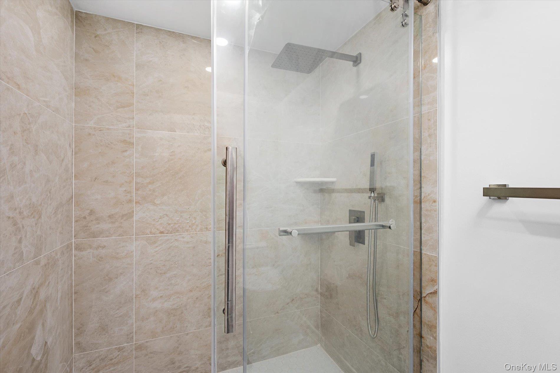 10 Faye Court Property Photo 38