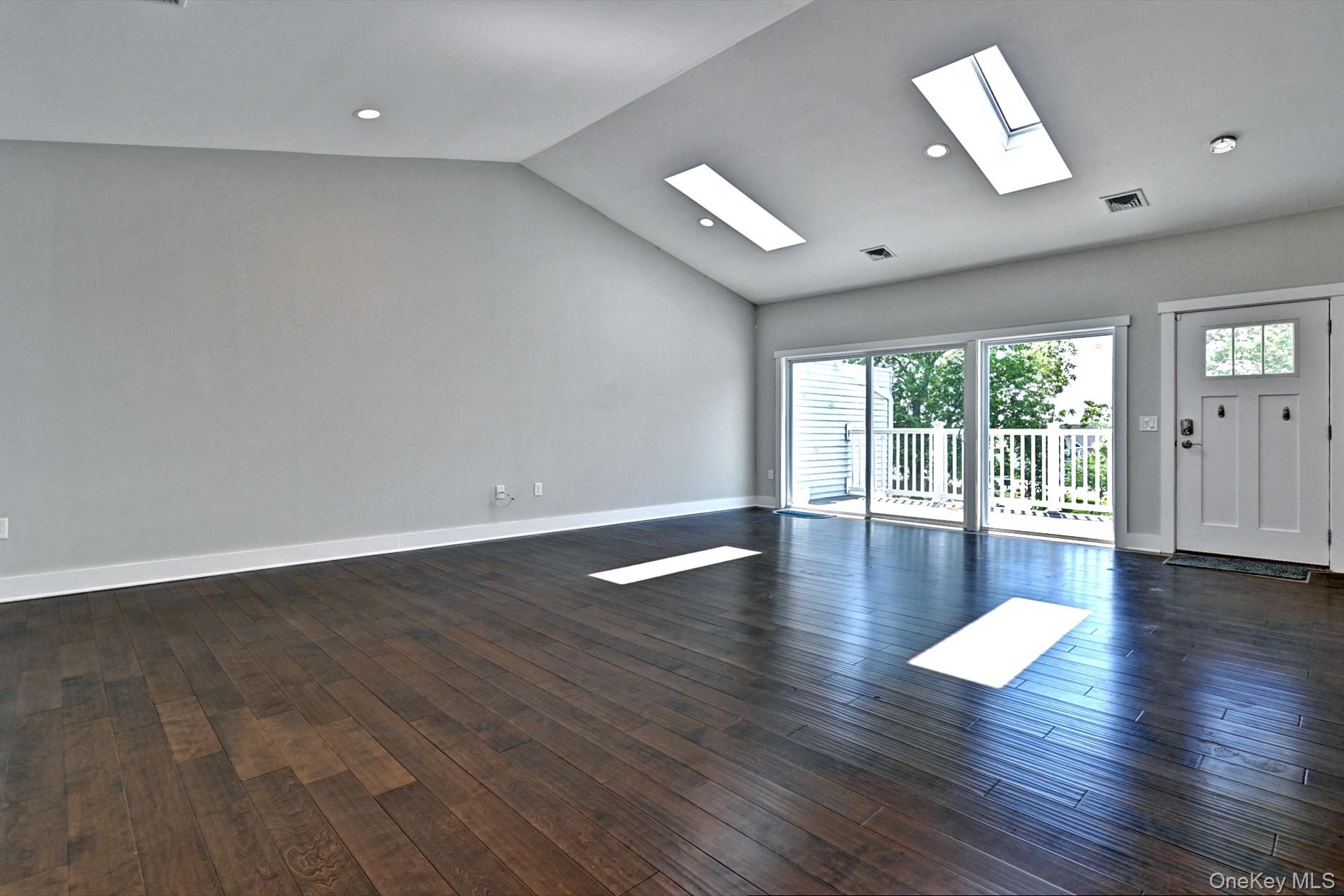 44 Fox Hill Drive Property Photo 14