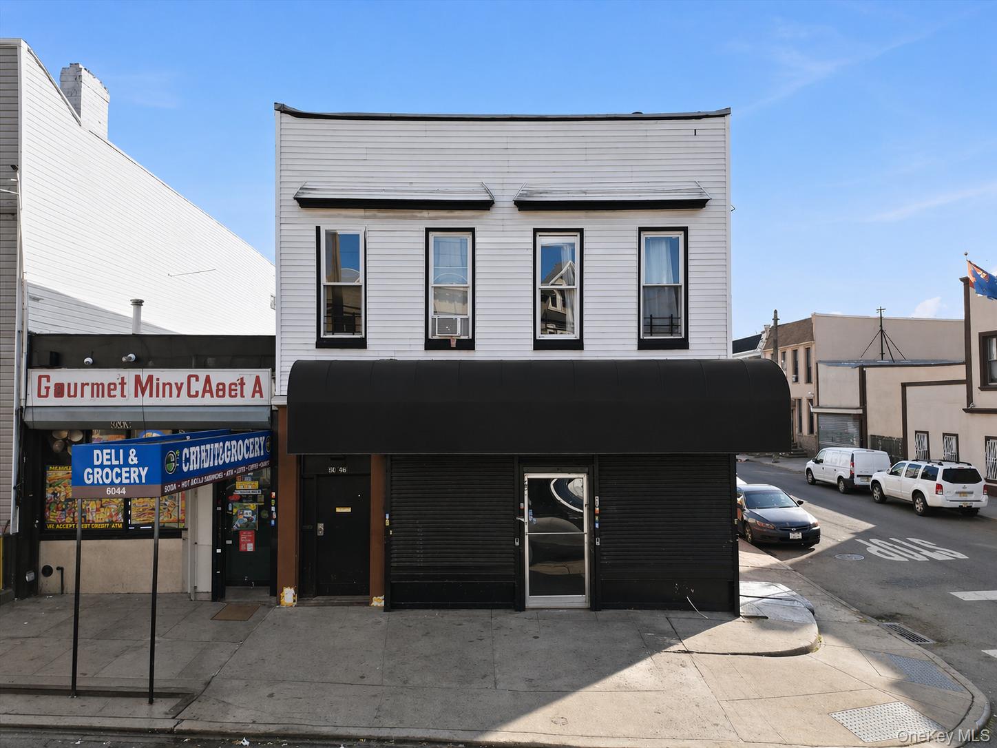 6042 55th Street Property Photo 2