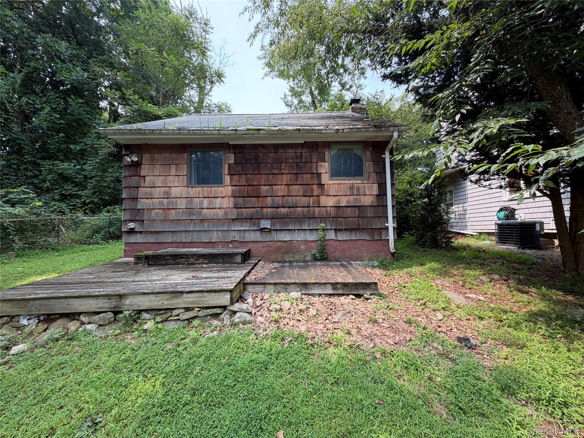 6 N Shenorock Drive Property Photo 6