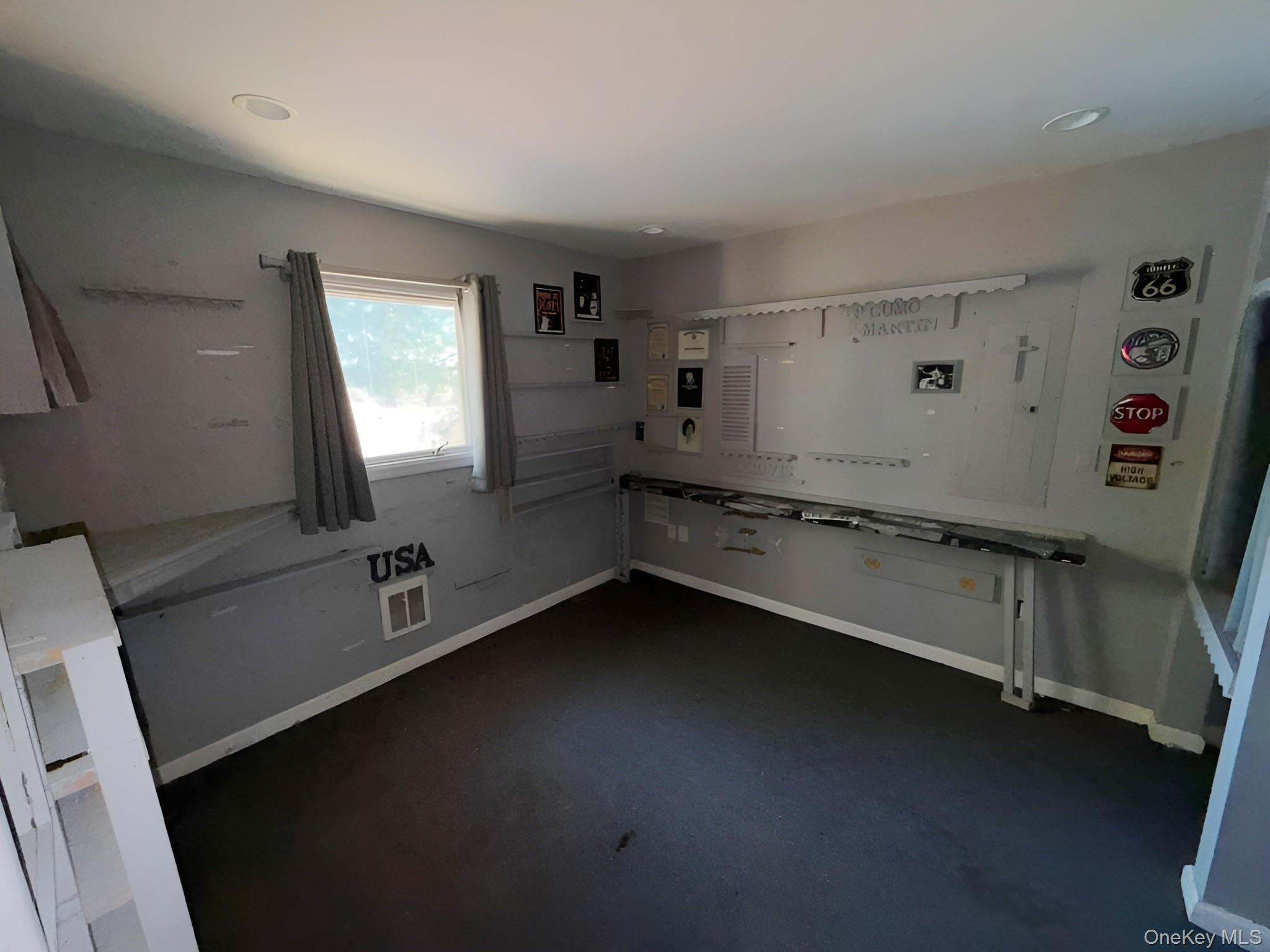 6 N Shenorock Drive Property Photo 14