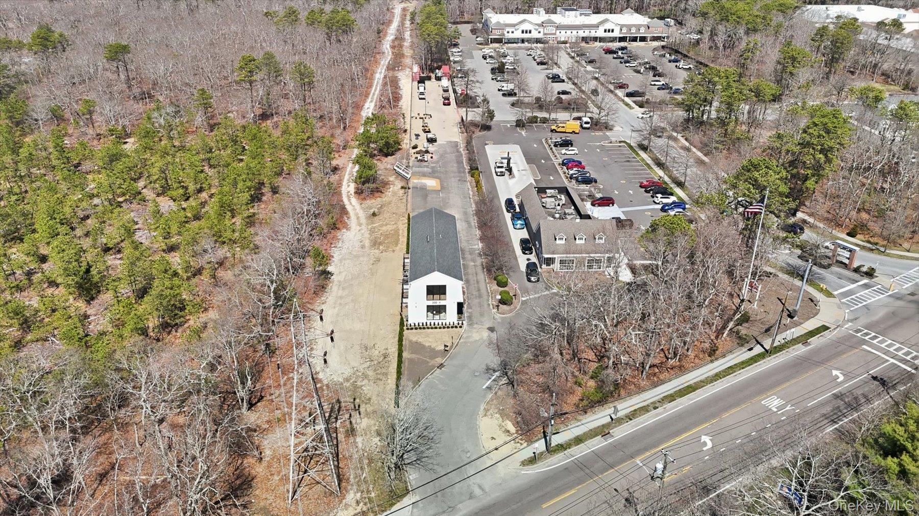 200 W Montauk Highway 2nd Floor, Unit 2b Property Photo 14