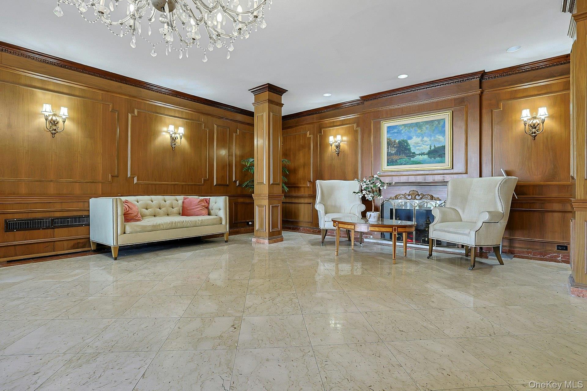 499 N Broadway 7i Property Photo 3