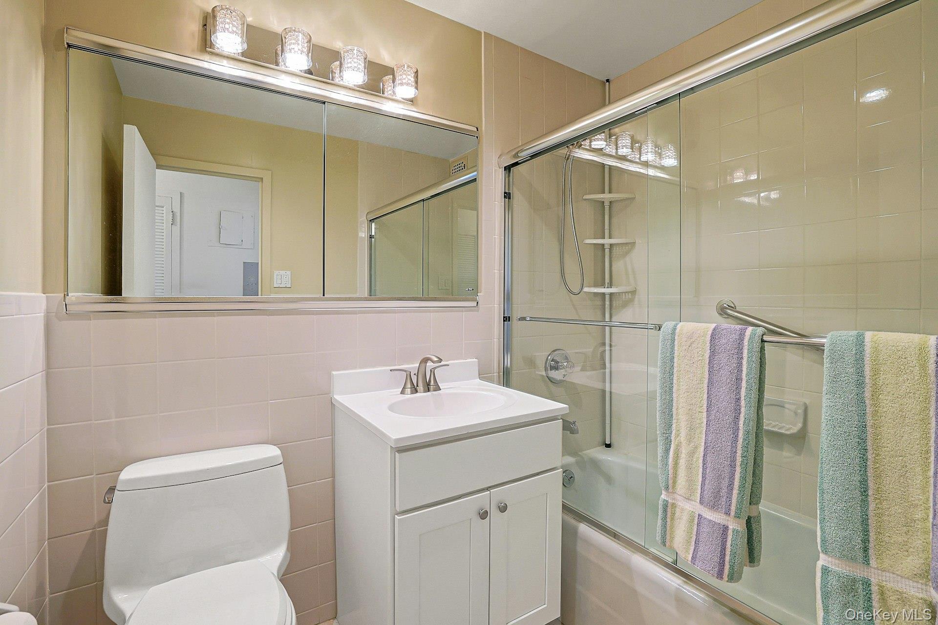 499 N Broadway 7i Property Photo 19