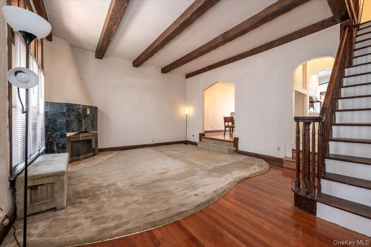 13010 227th Street Property Photo 2