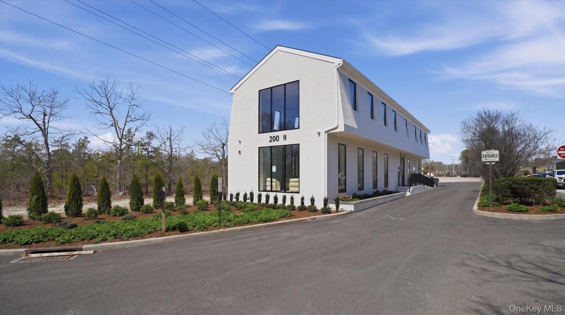 200 W Montauk Highway 2nd Floor, Unit 2A Property Photo 1