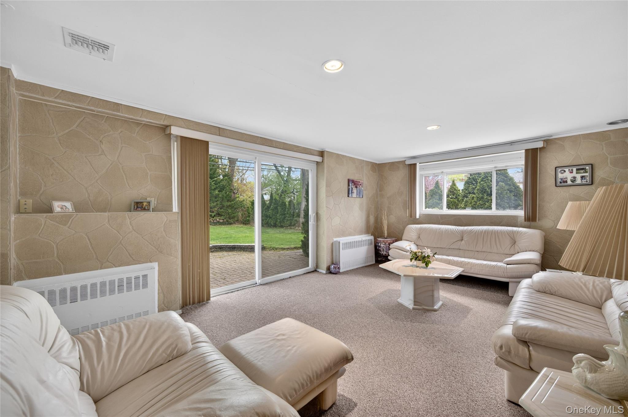 2 Vanad Drive Property Photo 13