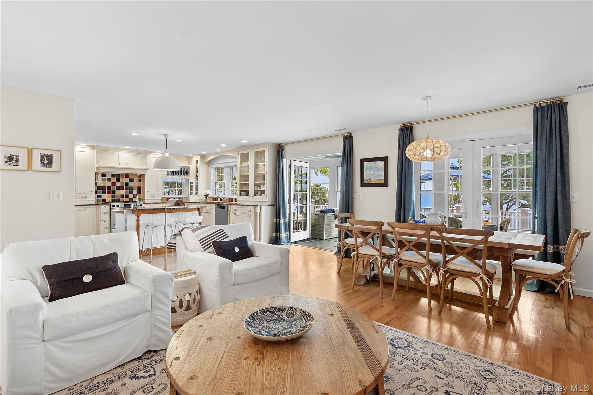 1497 Peconic Bay Boulevard Property Photo 9