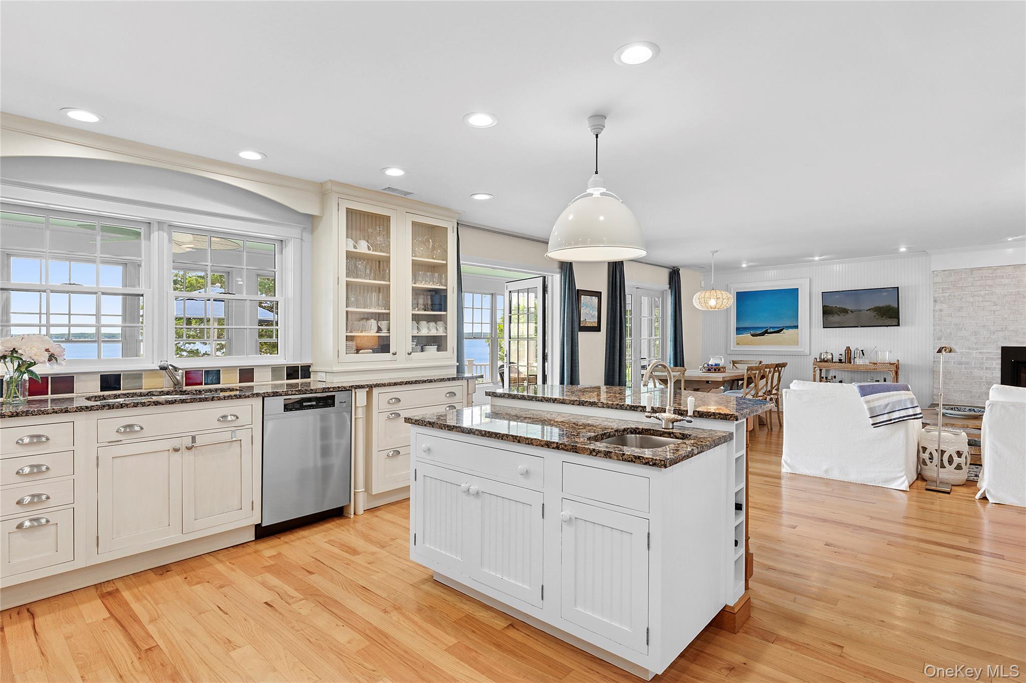1497 Peconic Bay Boulevard Property Photo 12