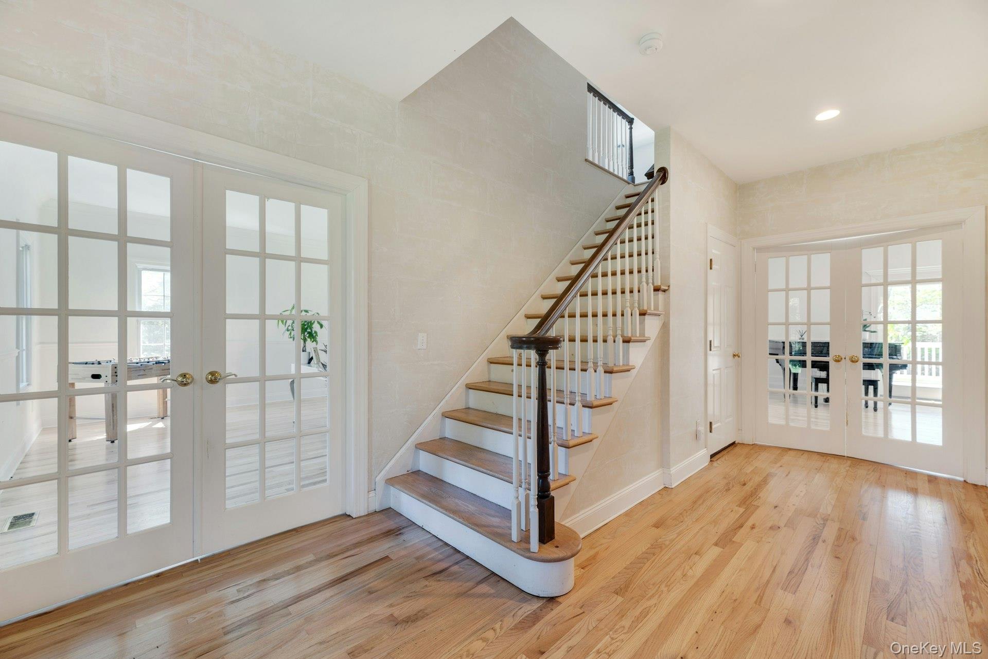 7 The Registry Property Photo 15