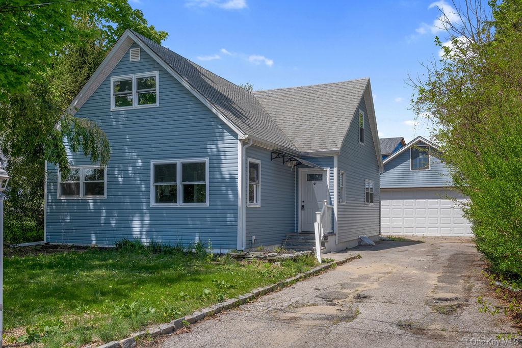 16 1st Street Property Photo 2