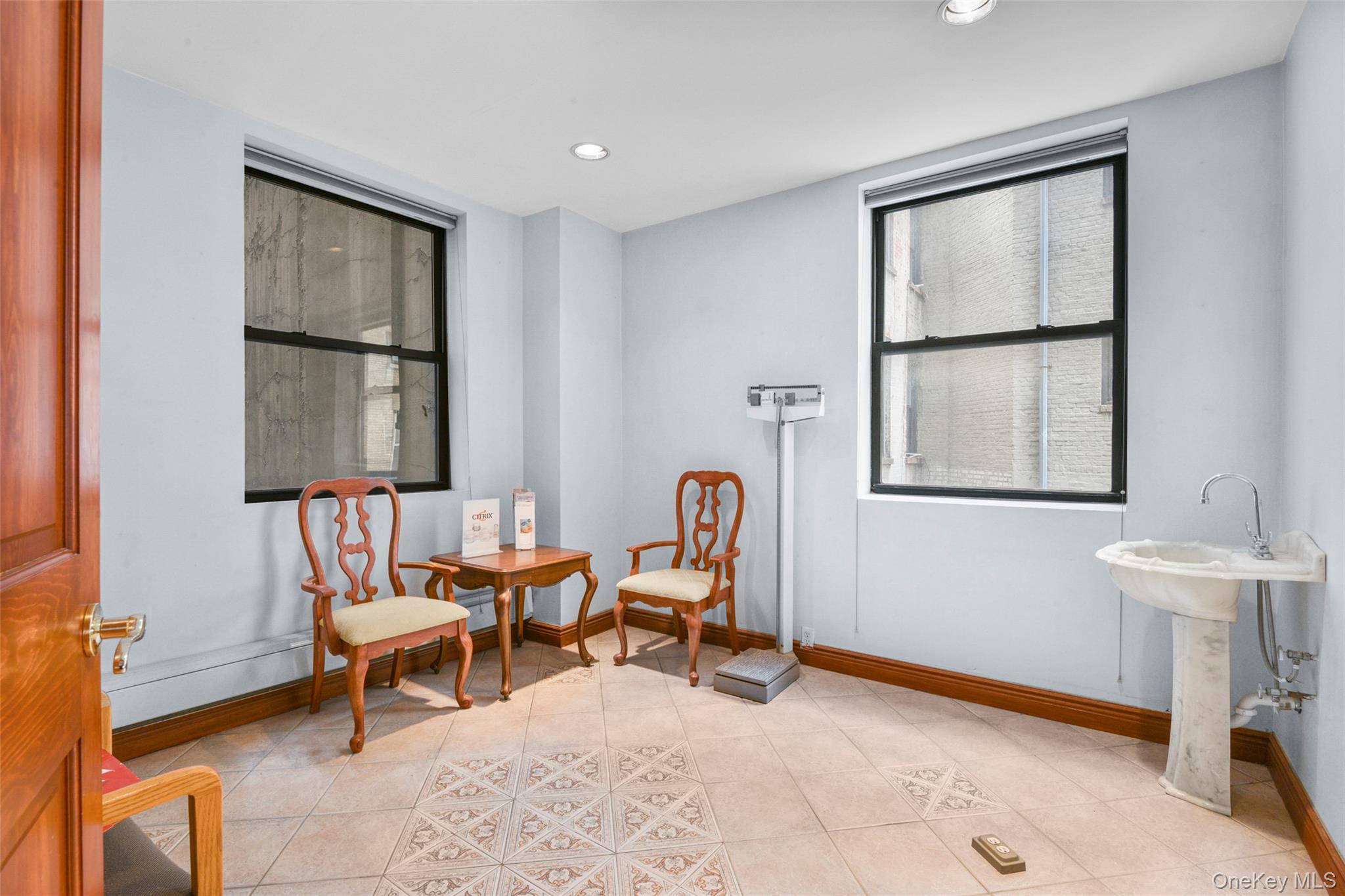115 E 61st Street 4c Property Photo 21