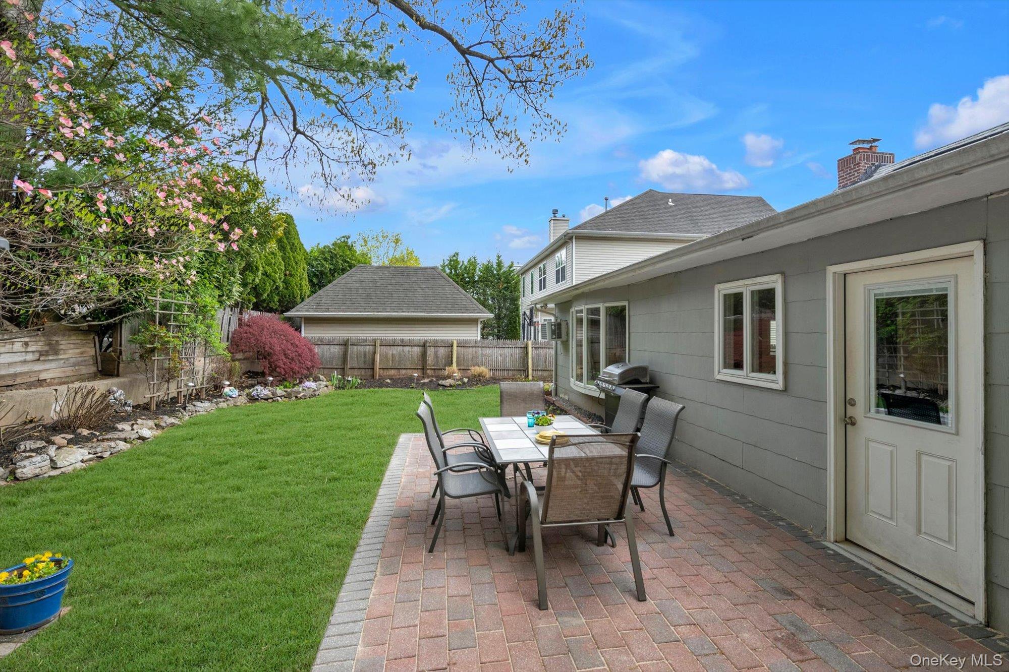 33 Poplar Place Property Photo 25