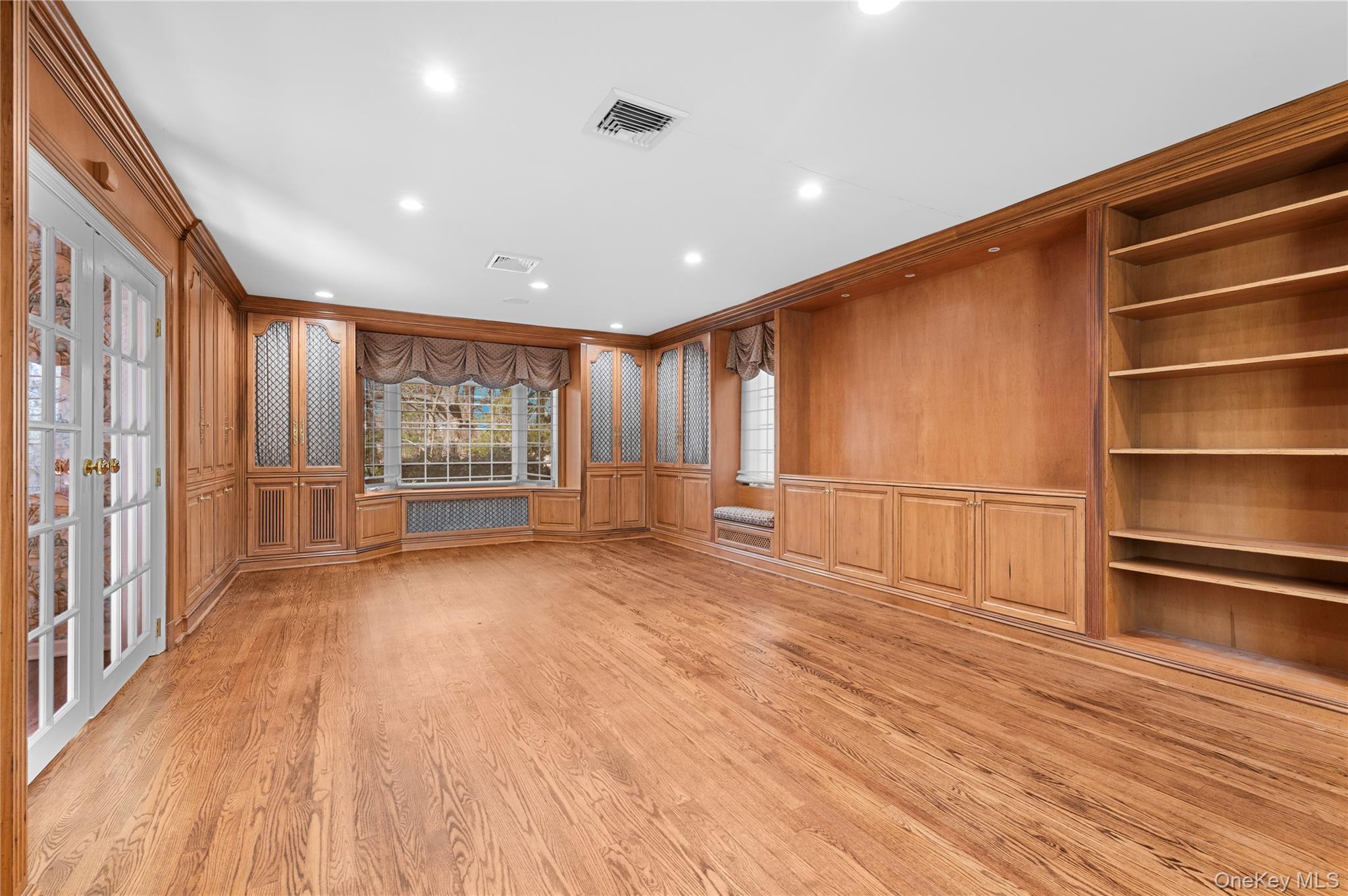 2 Hickory Hill Property Photo 12