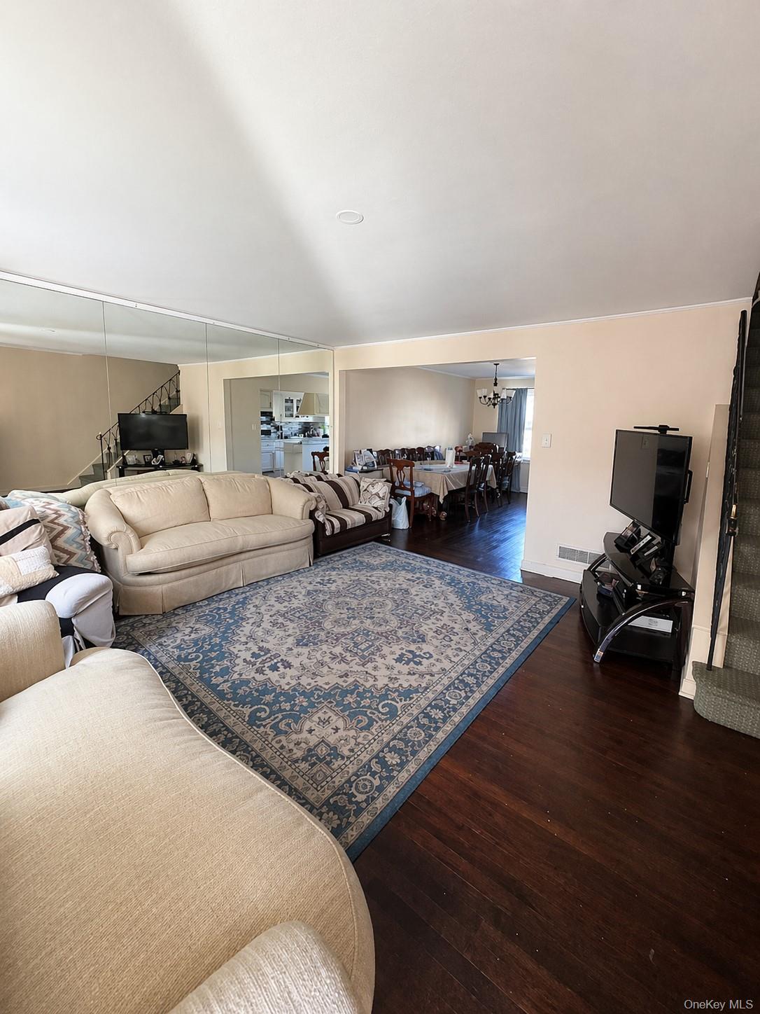 5846 206th Street Property Photo 10