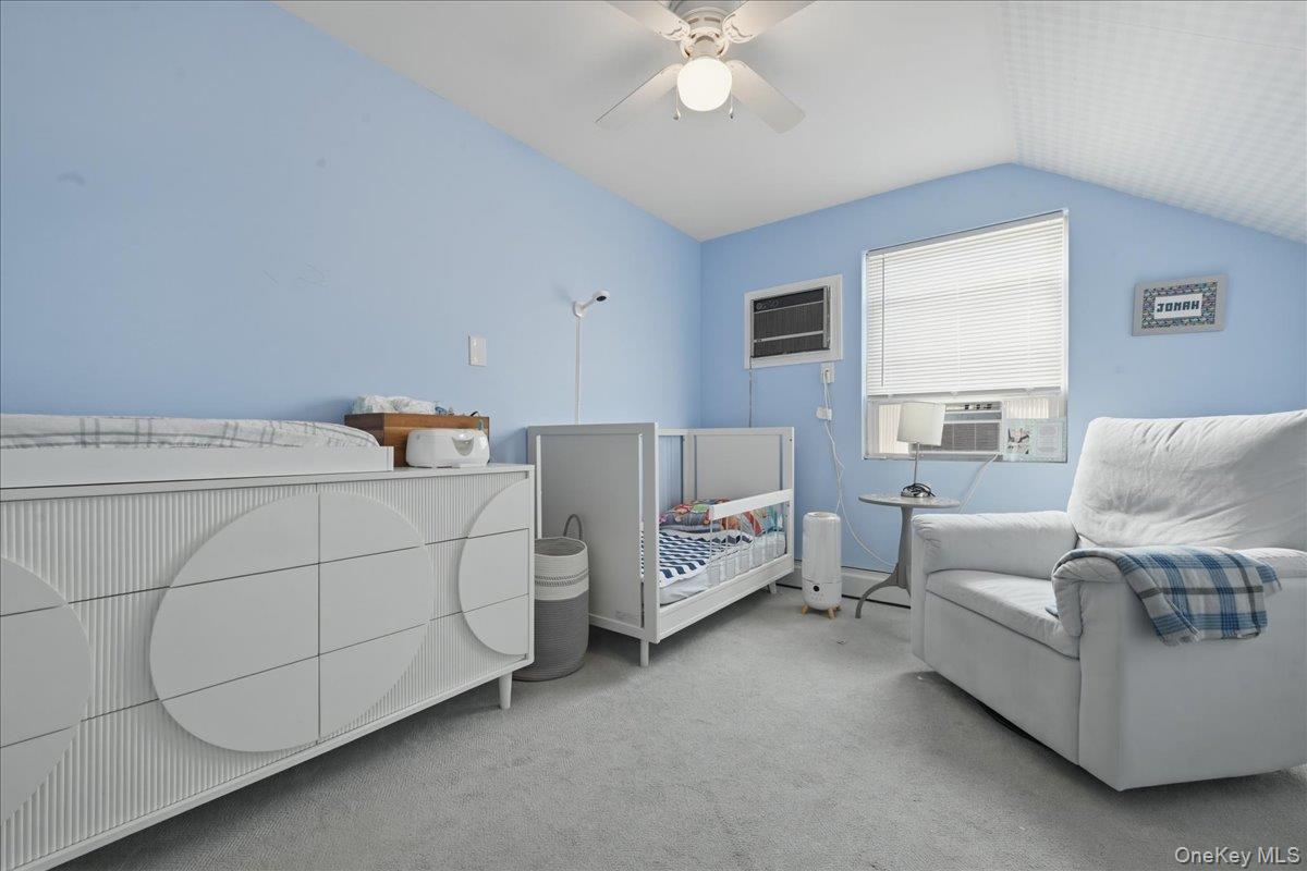 450 Linden Street Property Photo 12
